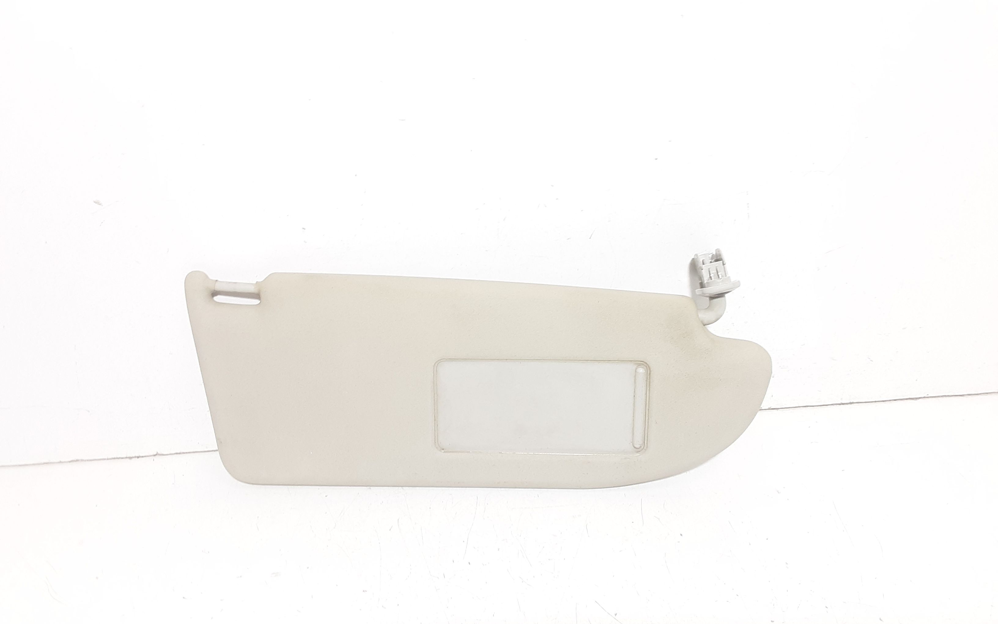 Aletta Parasole Parabrezza Destro 6L0857552F2F4 Usato