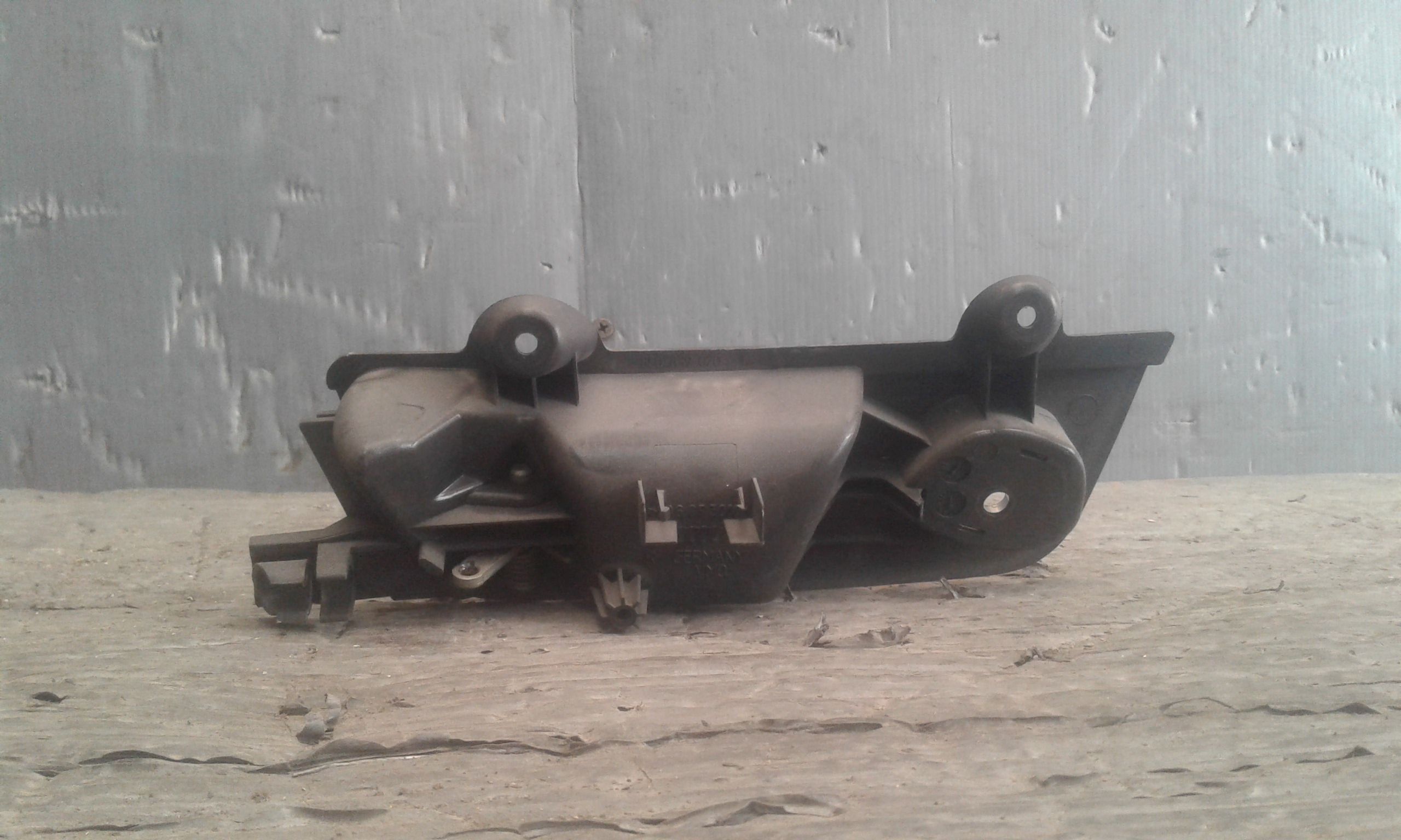 Maniglia Int. Apertura Porta Post. Destro 8E0839020C27X Usato