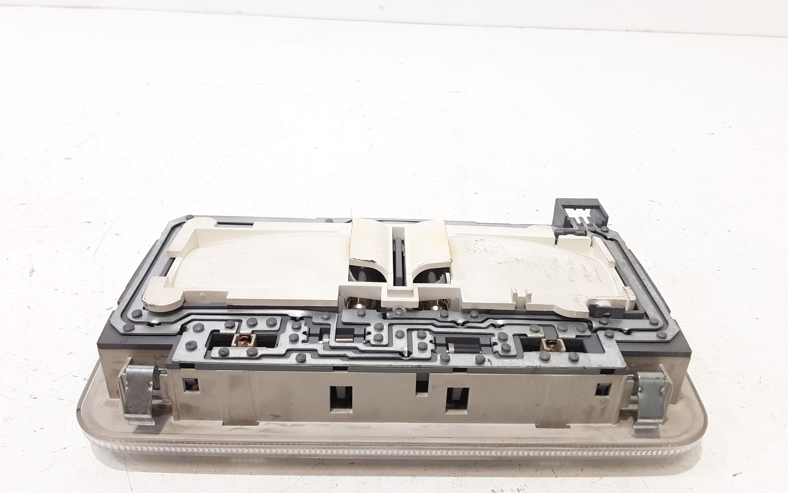 Luce Cortesia Ant. Tetto Usato