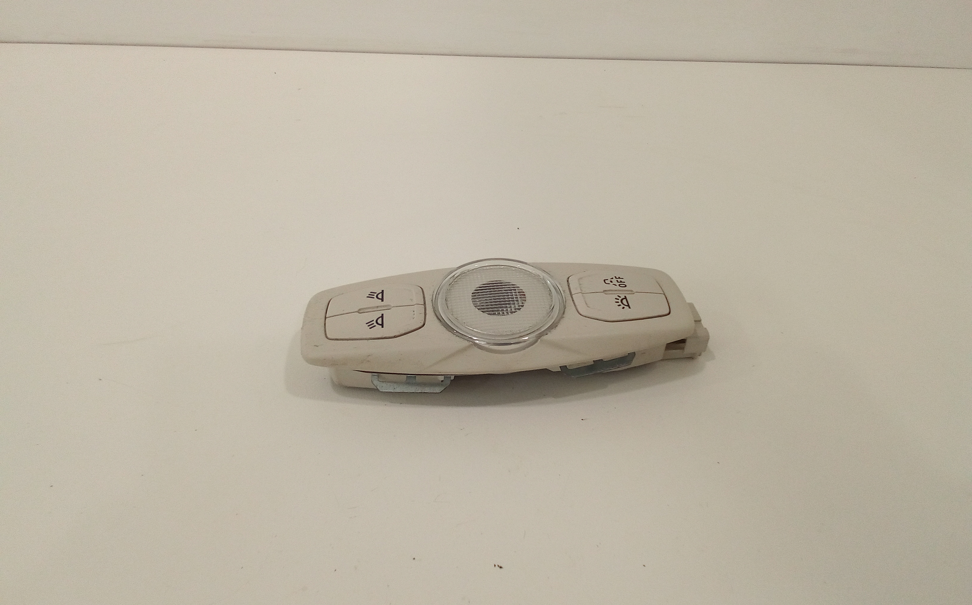 Luce Cortesia Ant. Tetto Usato