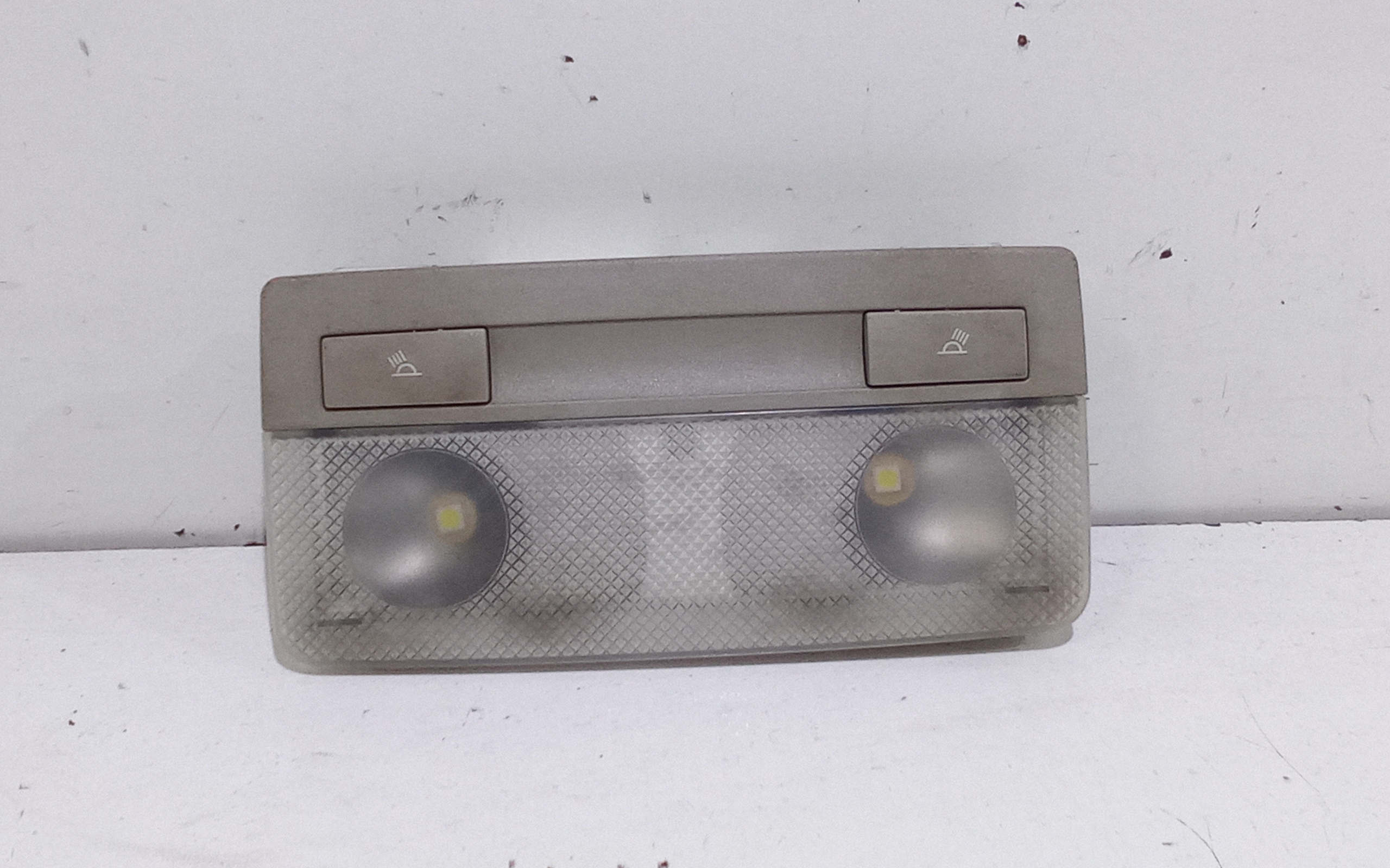 Luce Cortesia Ant. Tetto 13131022 Usato