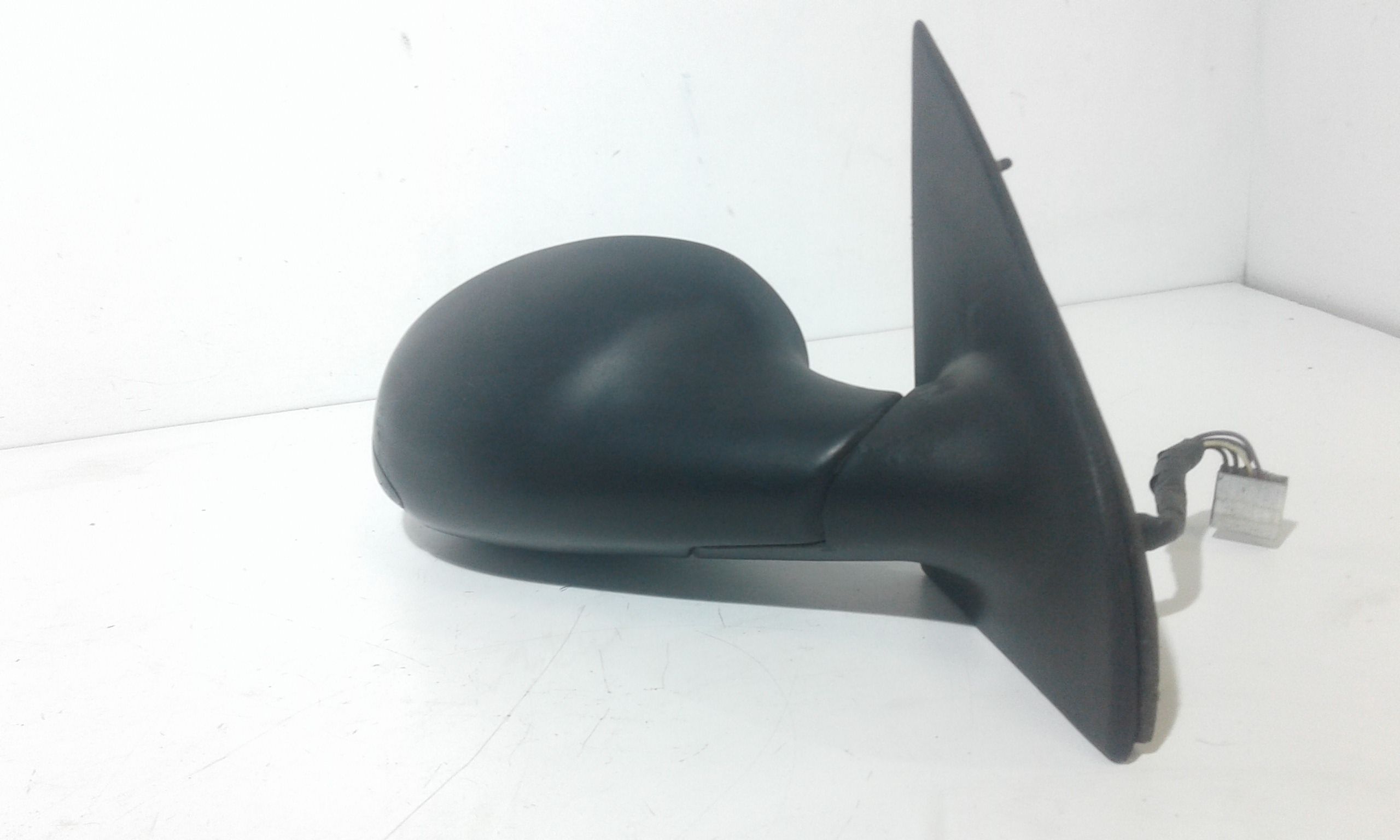 Retrovisore Est. Destro Usato