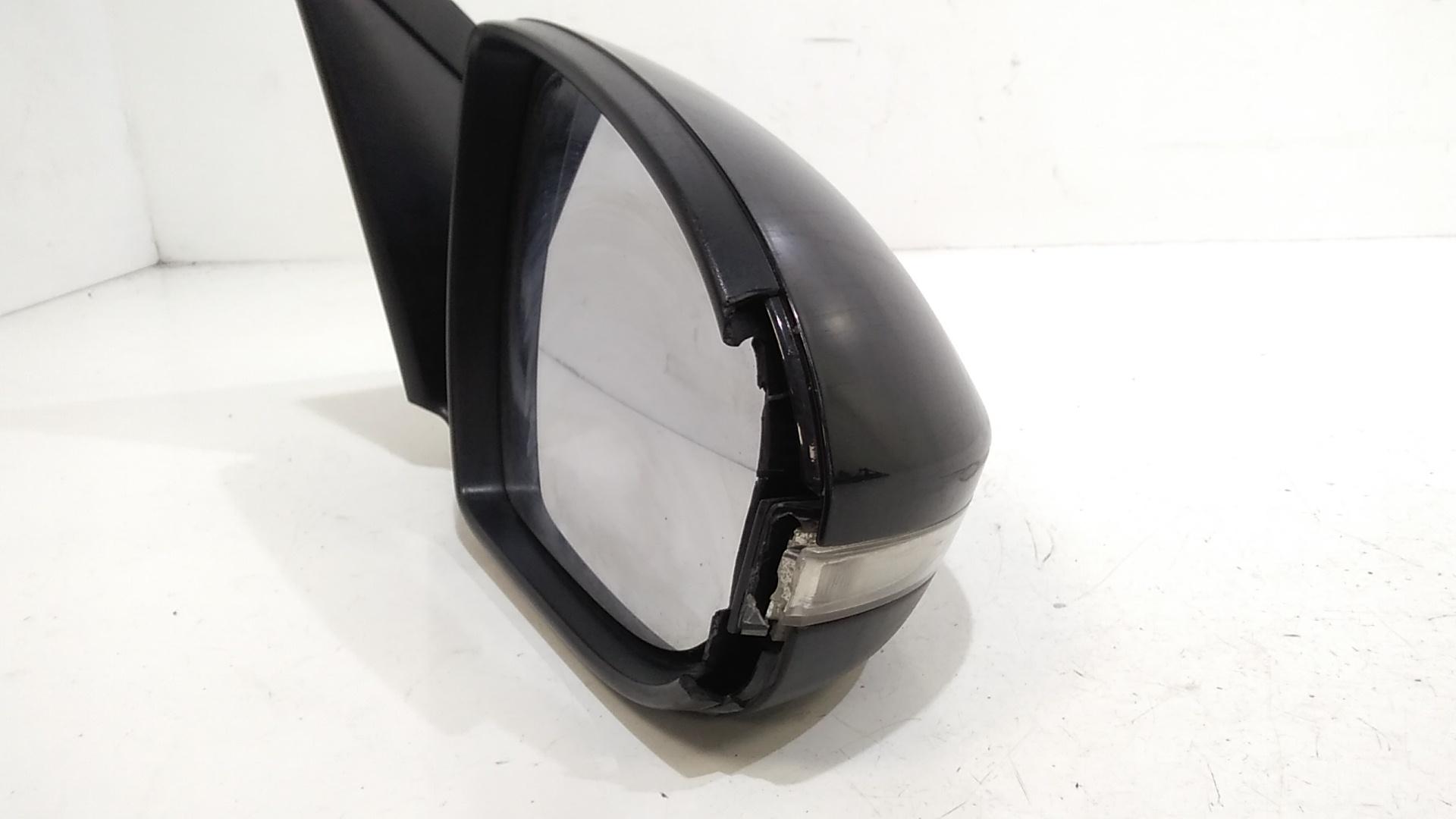 Retrovisore Est. Destro Usato