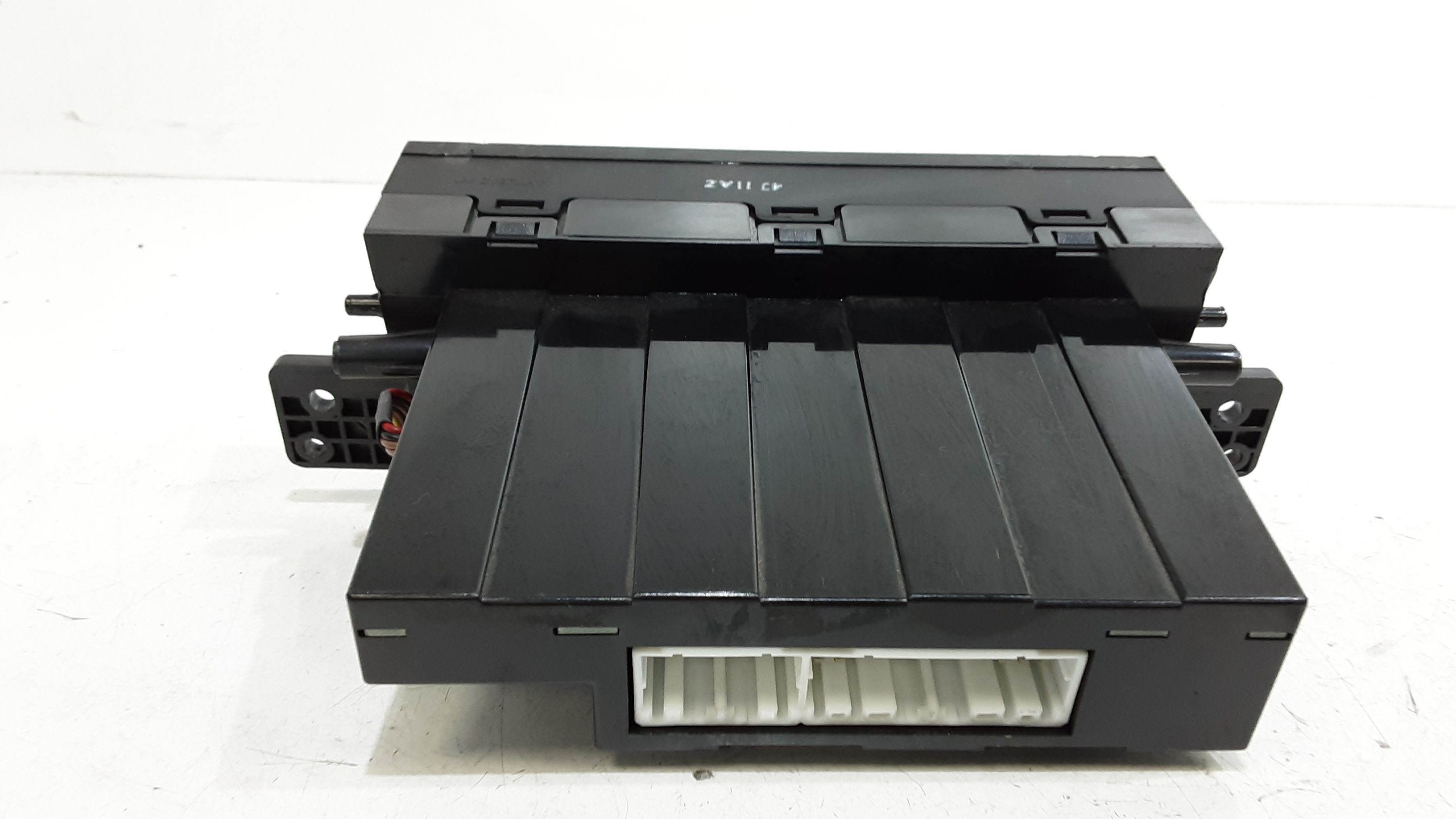 Blocco Comando Climatizzazione 972502E010 Usato