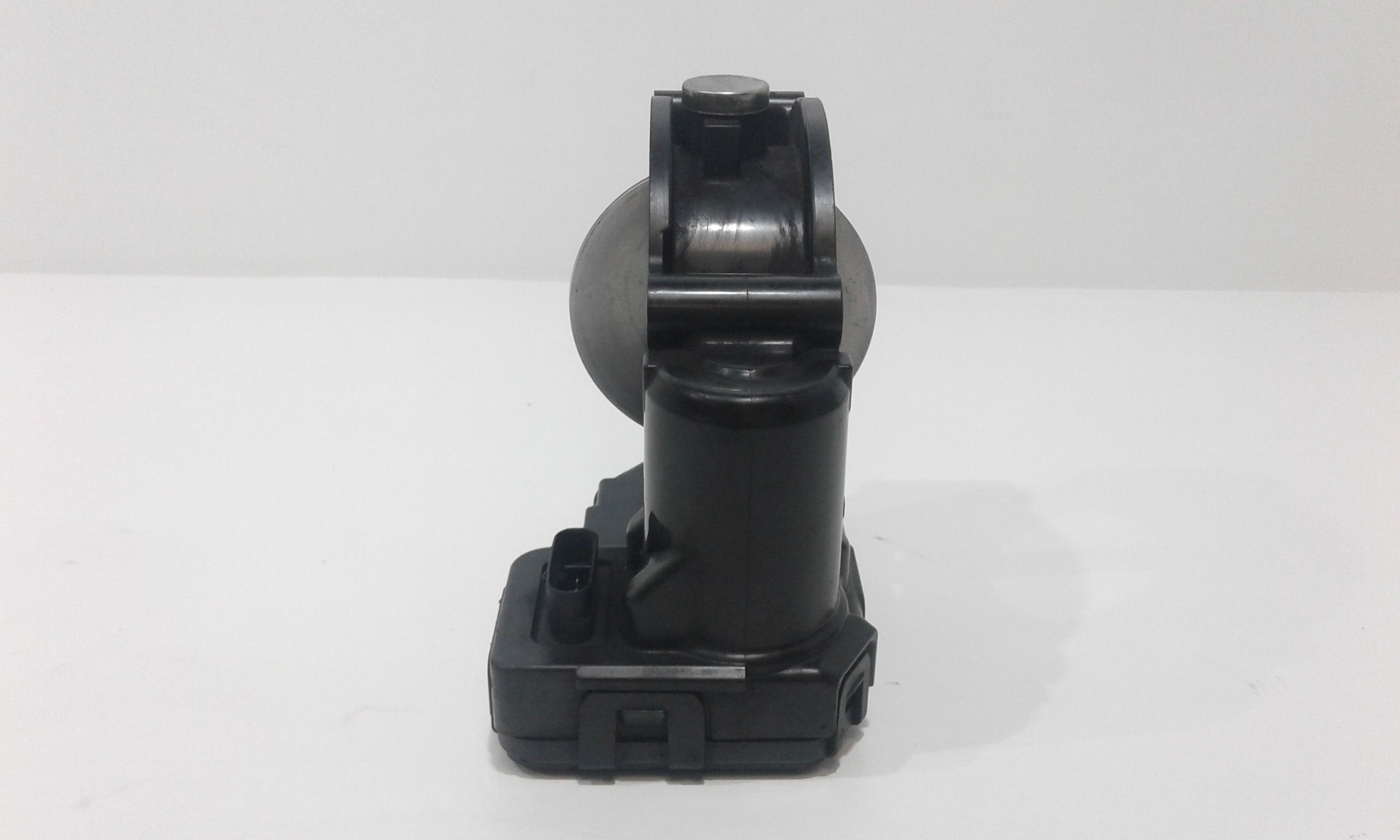 Corpo Farfallato A6510900270 Usato