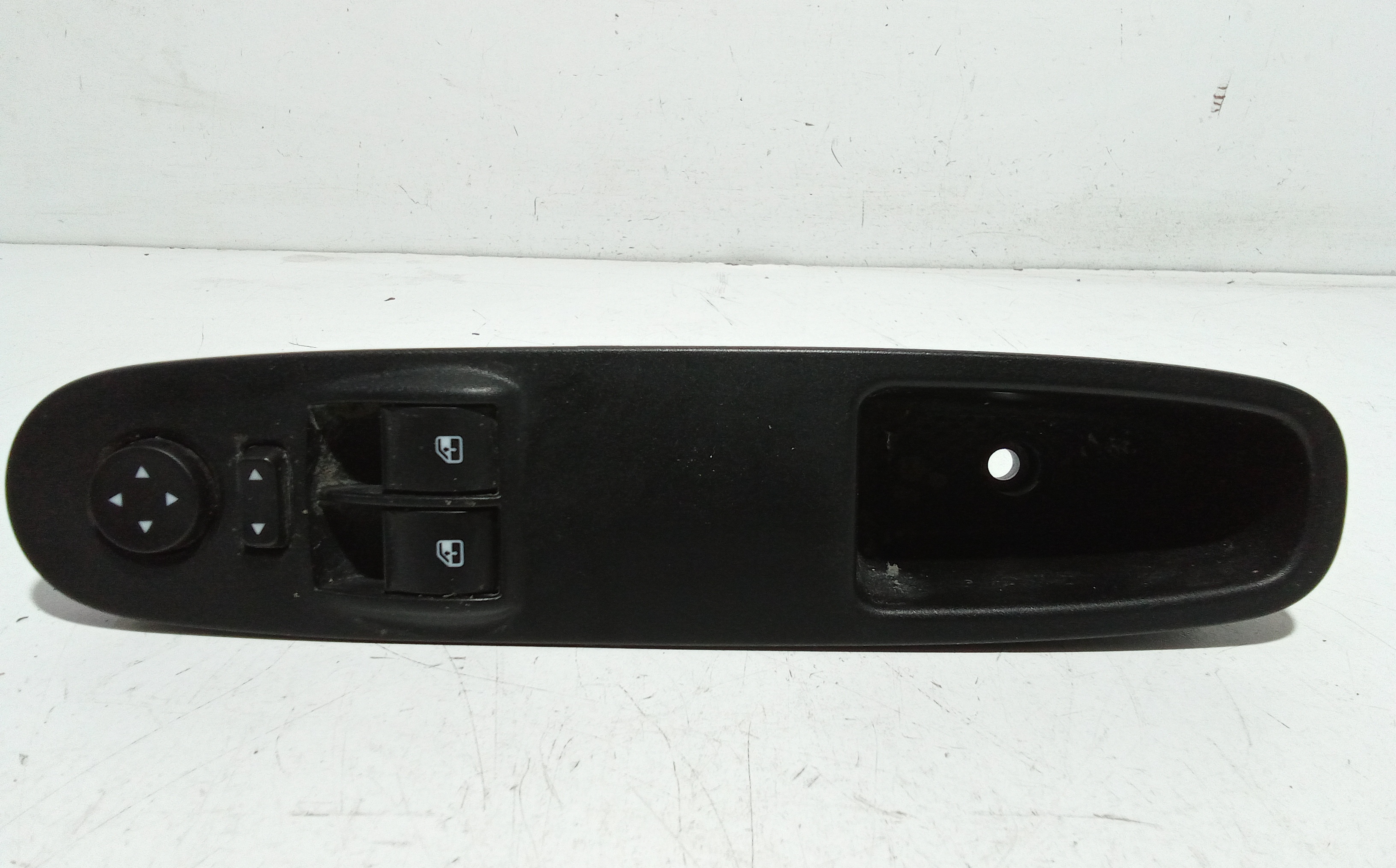 Interruttore Alzacristalli Porta Ant. Sinistro Usato