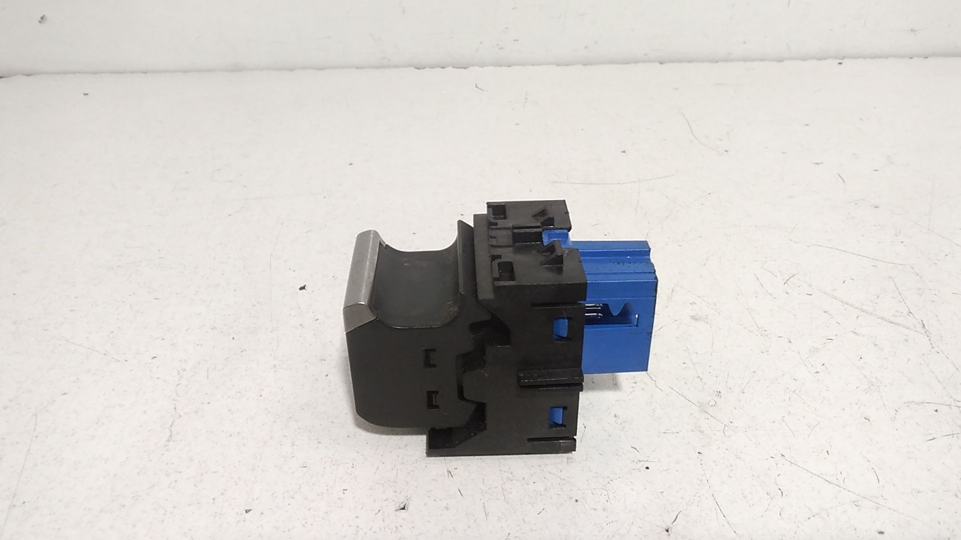 Centralina Freno Stazionamento Elettromeccanico Usato