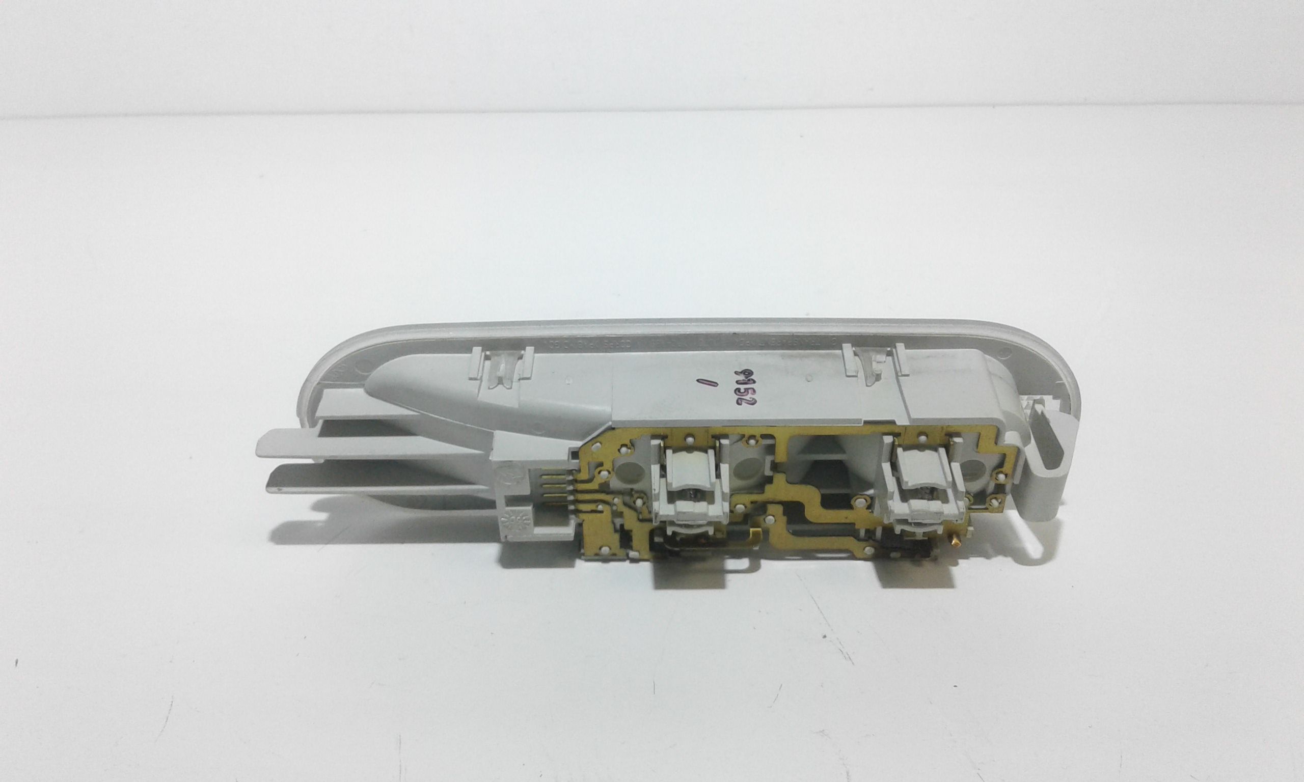 Luce Cortesia Ant. Tetto 8200073234 Usato