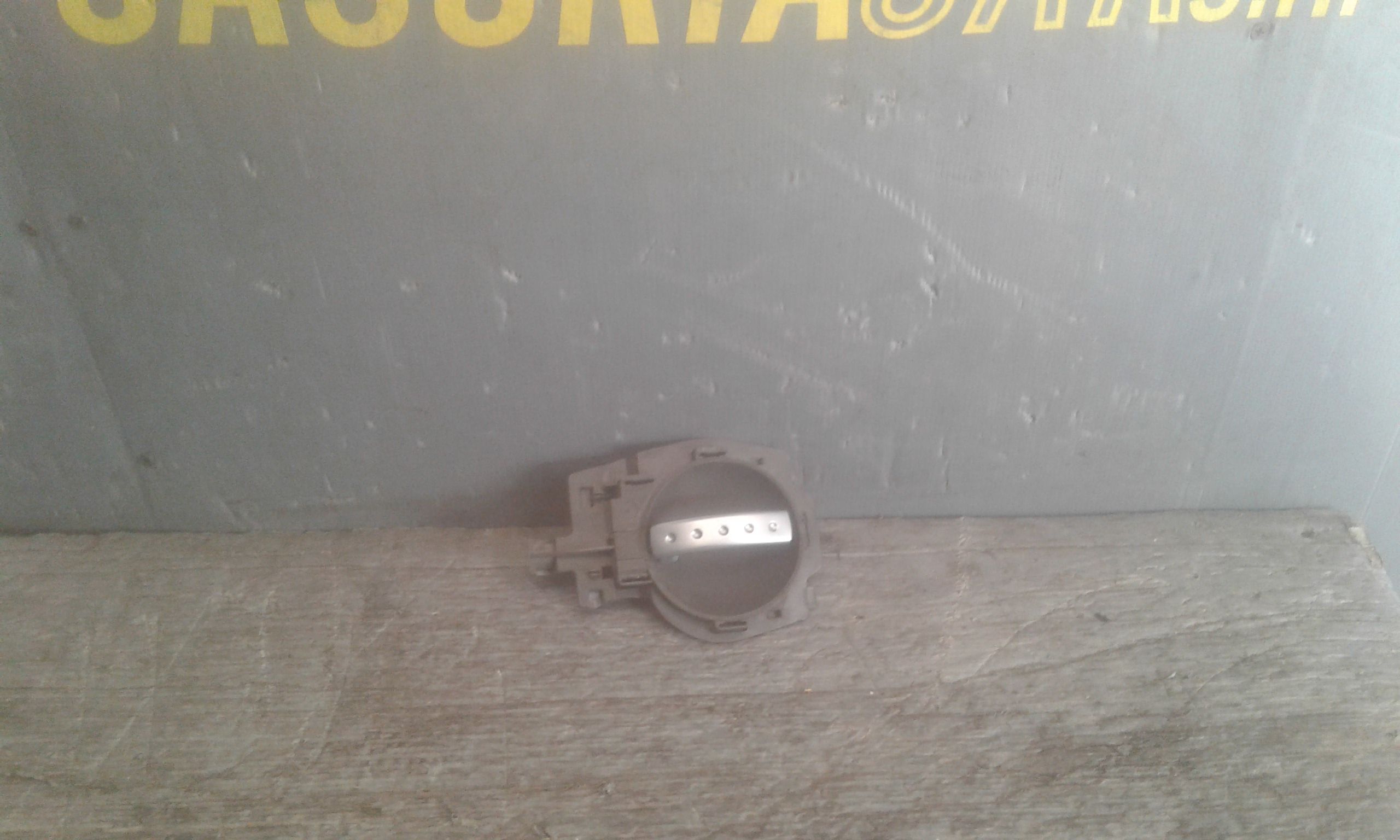 Maniglia Int. Apertura Porta Ant. Sinistro 9143K3 Usato