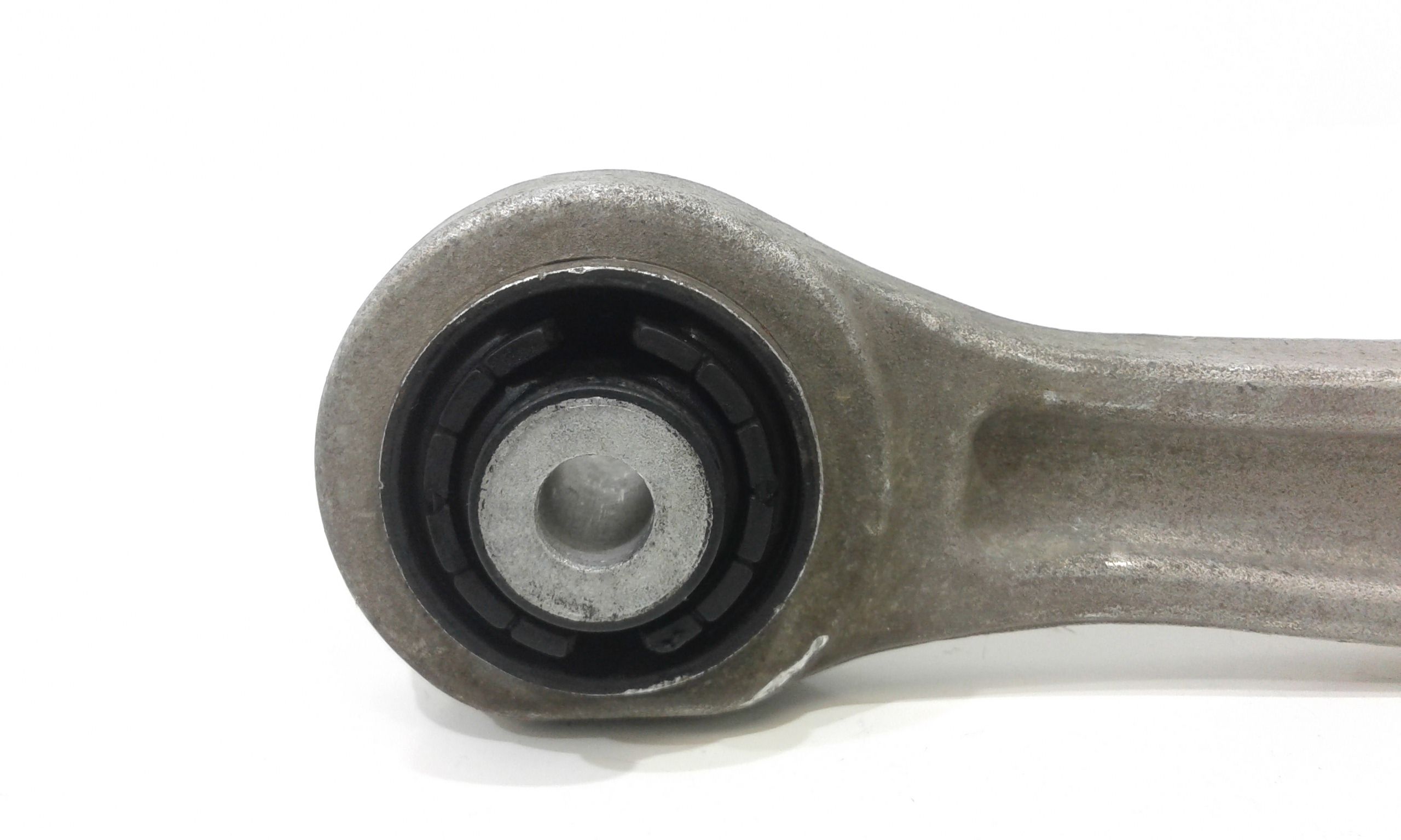 Braccio Oscillante Sosp. Ant. Destro Usato