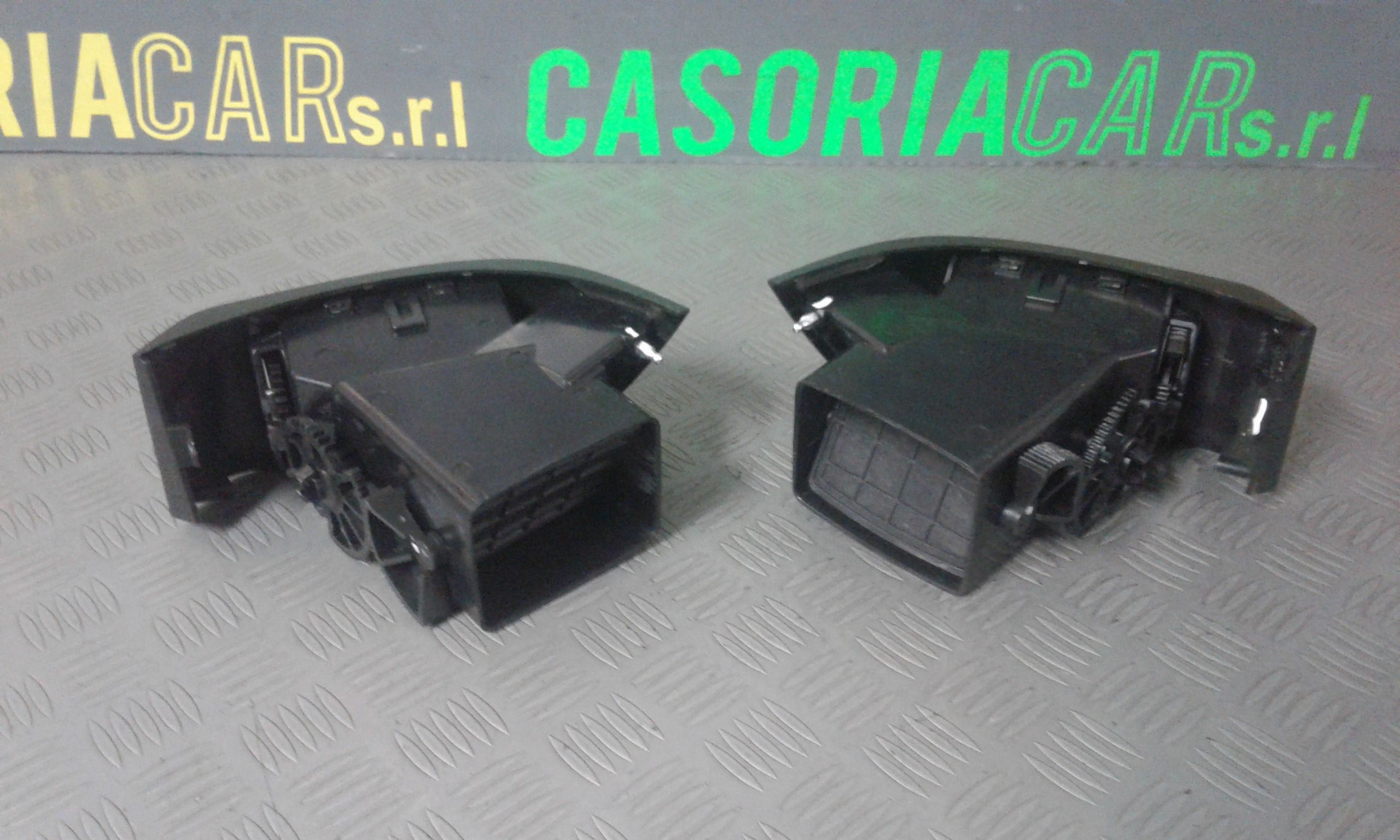 Condotto Aria Bocchette Centr. Sup. Cruscotto Usato