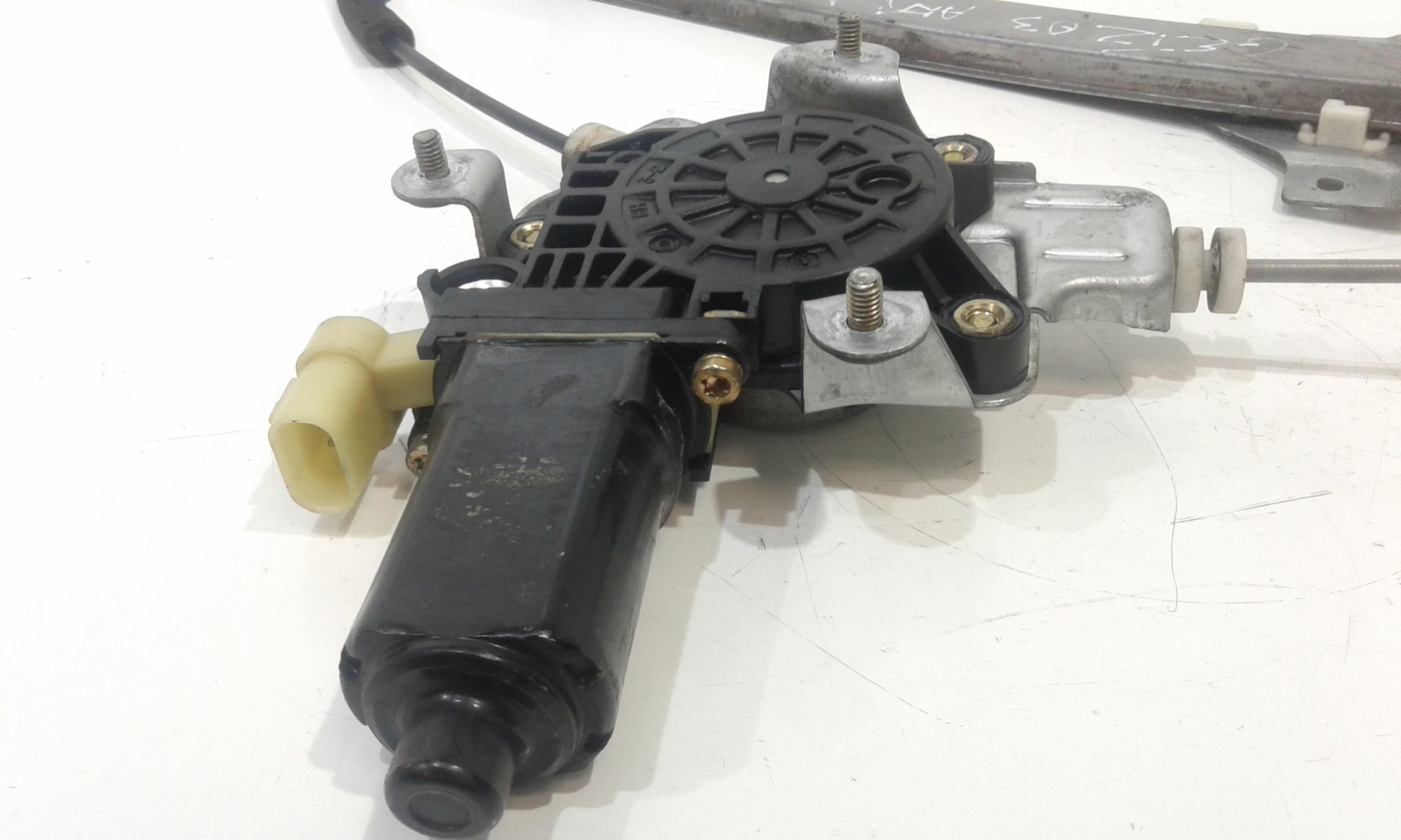 Alzacristallo Porta Ant. Destro 824021C000 Usato