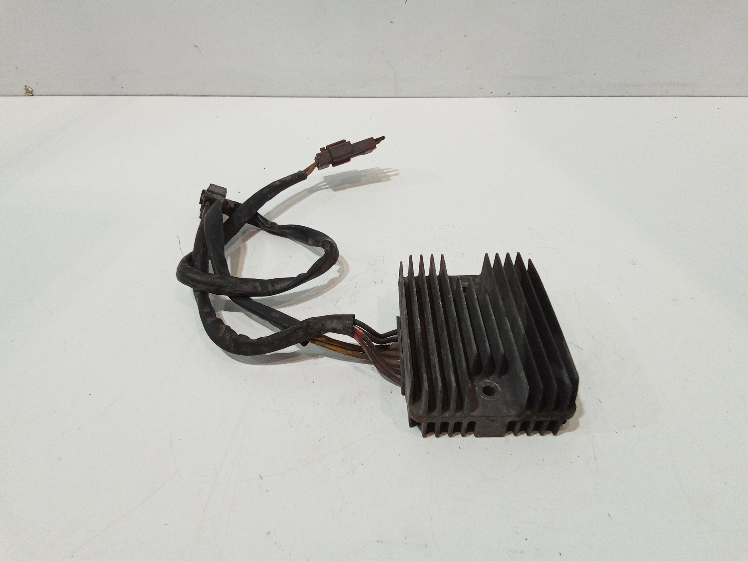 Regolatore Tensione Usato