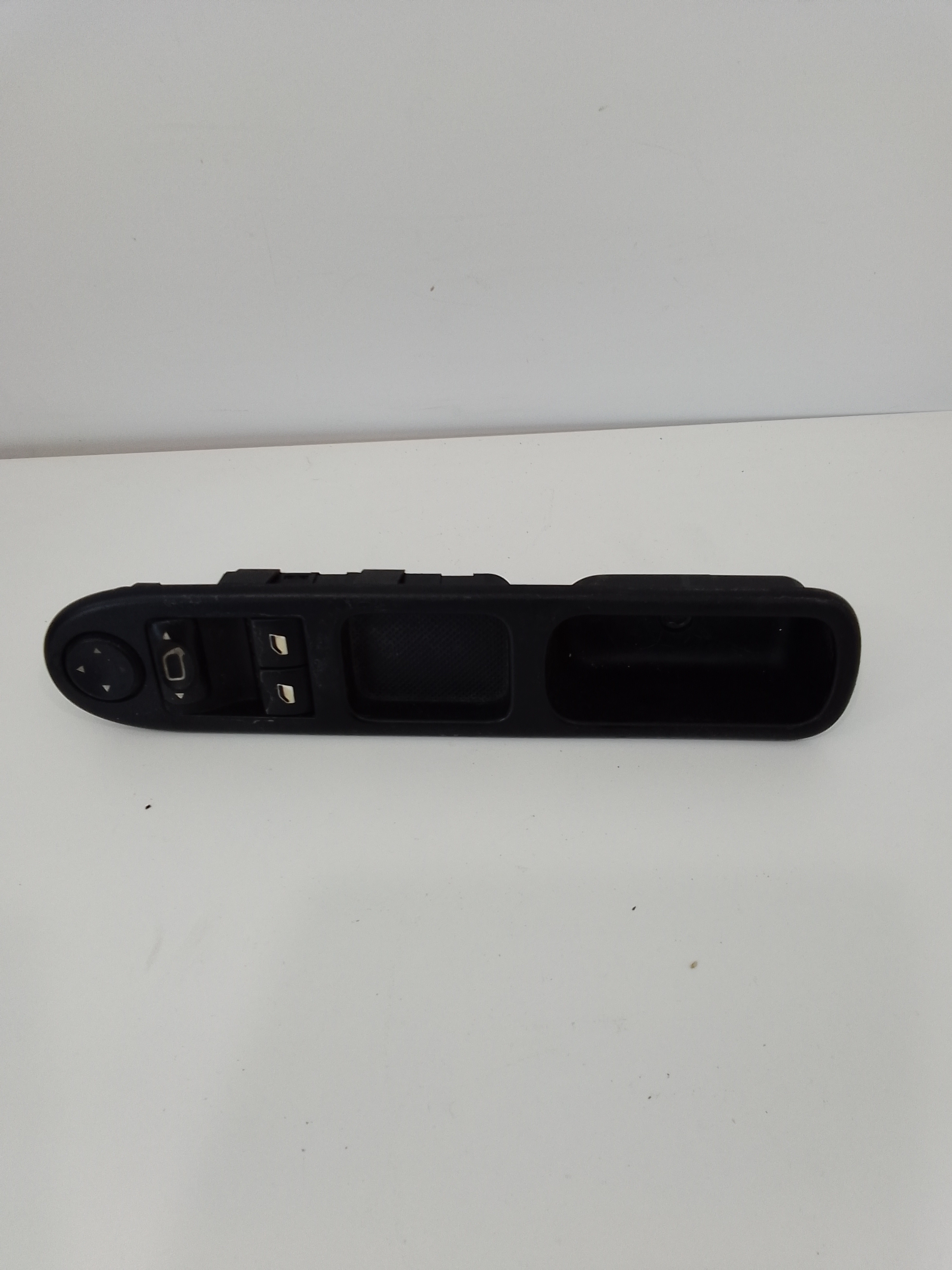 Interruttore Alzacristalli Porta Ant. Sinistro Usato