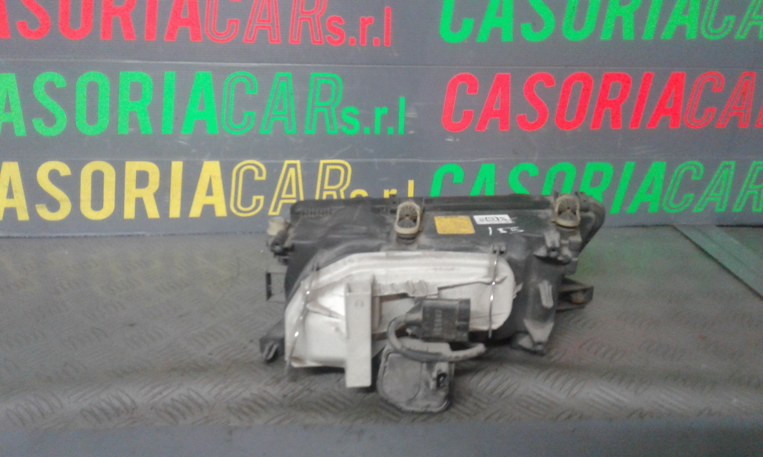 Proiettore Sinistro 60505904 Usato