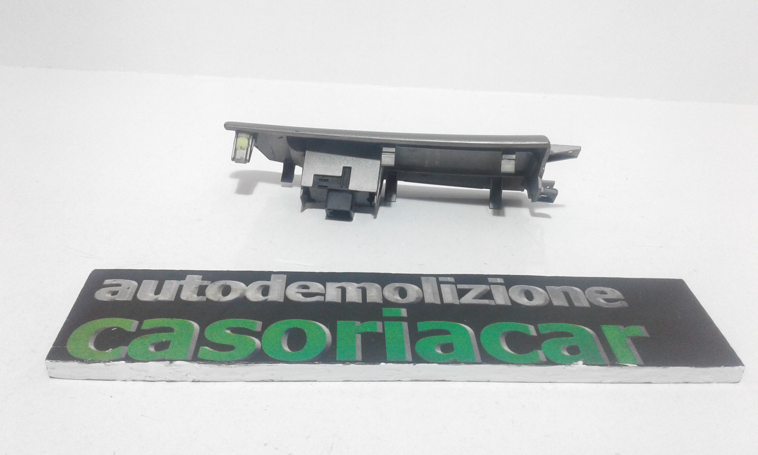 Interruttore Alzacristalli Porta Ant. Destro Usato