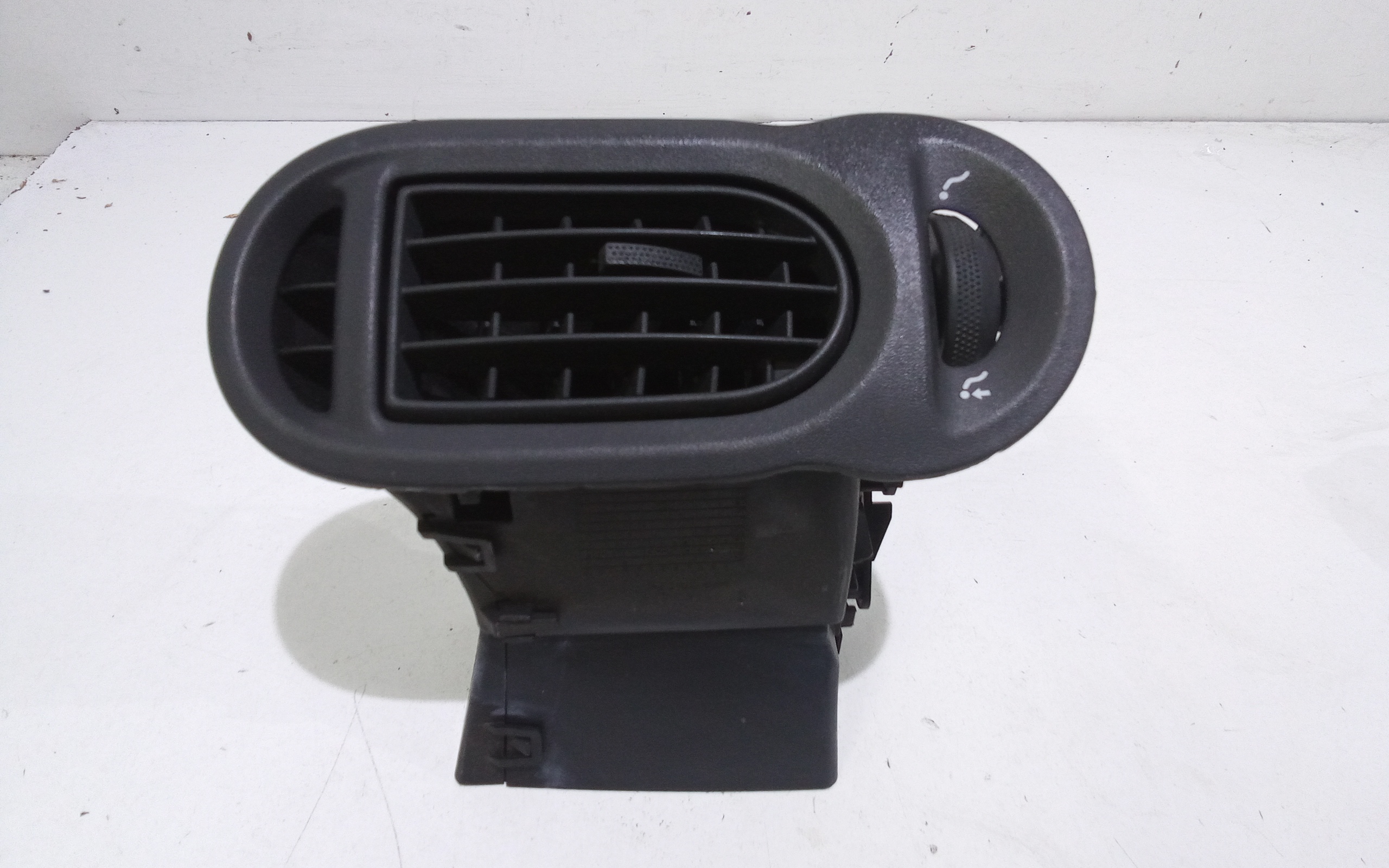 Condotto Aria Bocchette Lat. Cruscotto Destro Usato