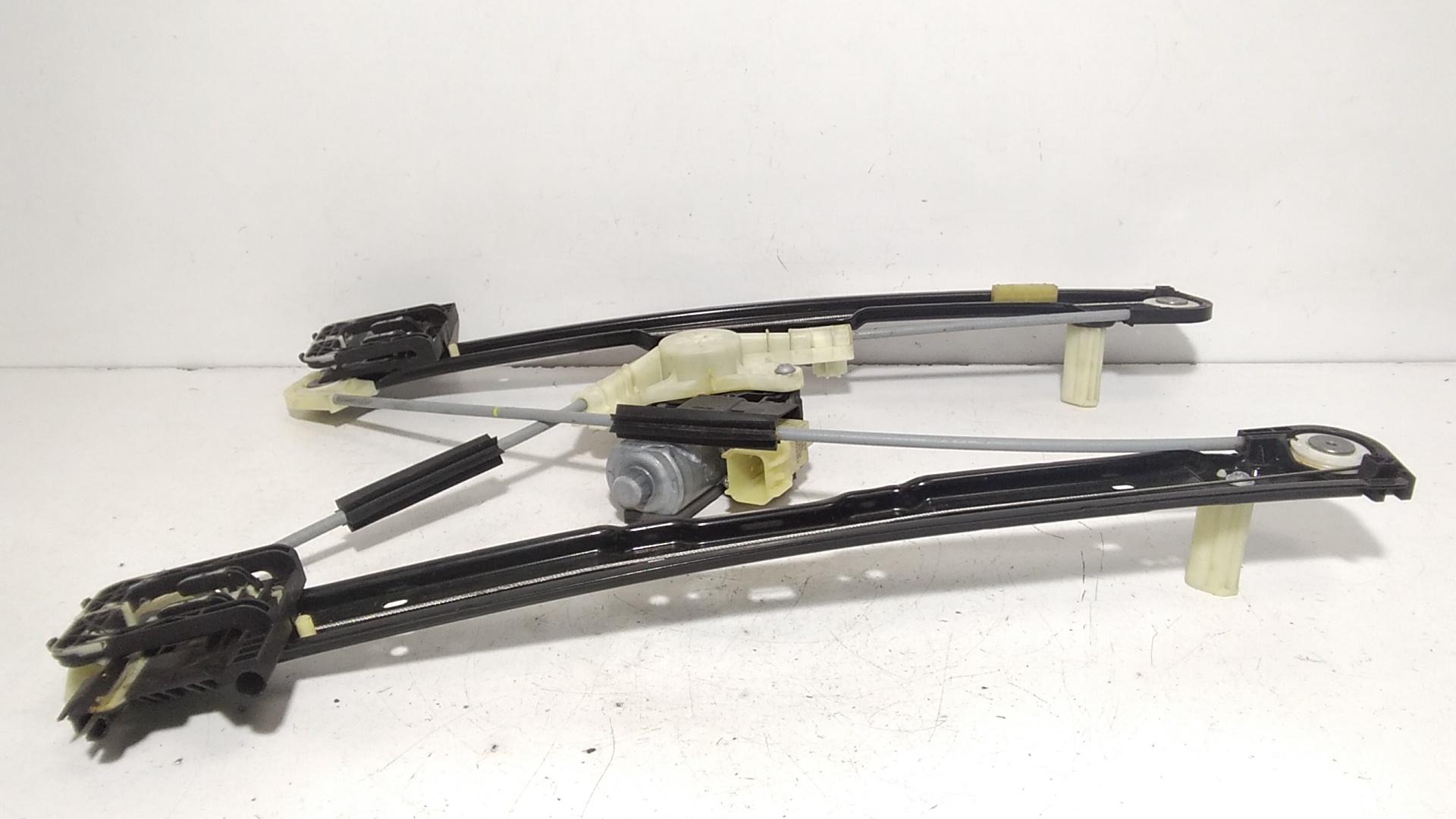 Alzacristallo Porta Post. Destro Usato