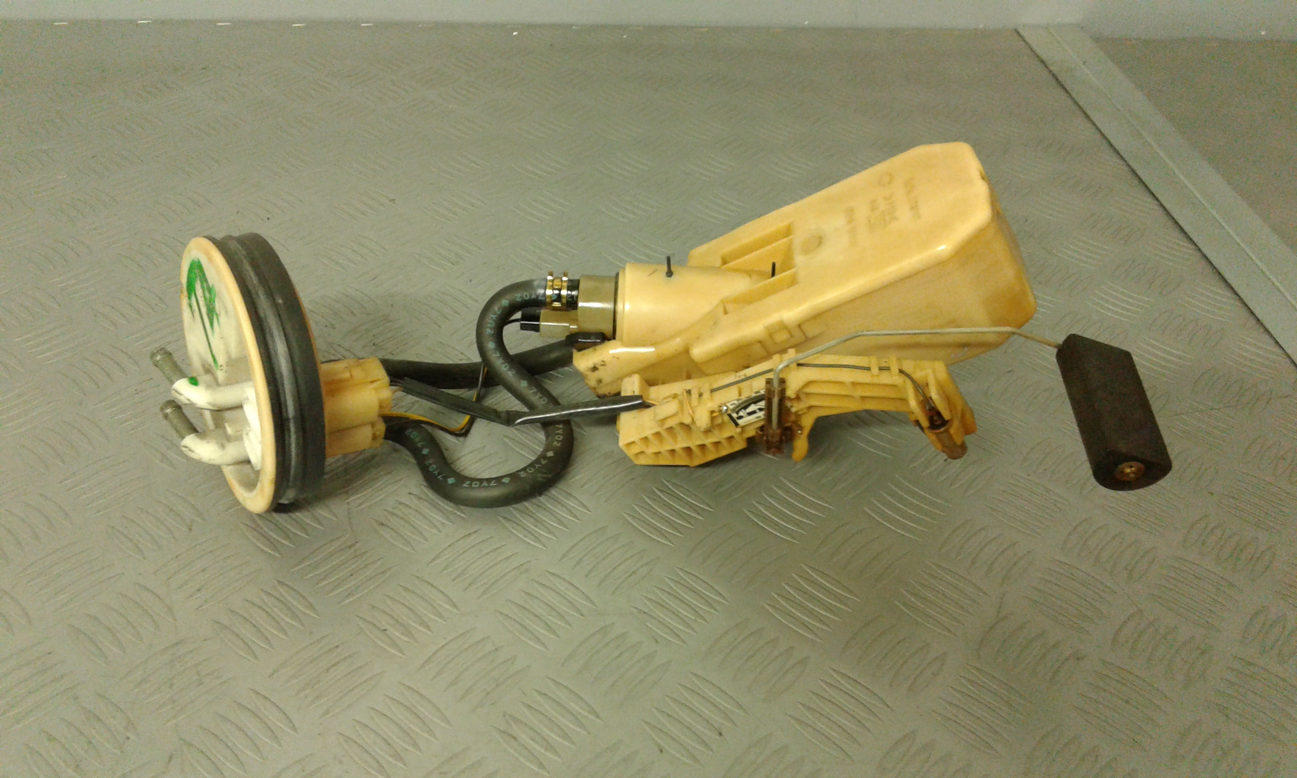 Pompa Carburante 170425F600 Usato