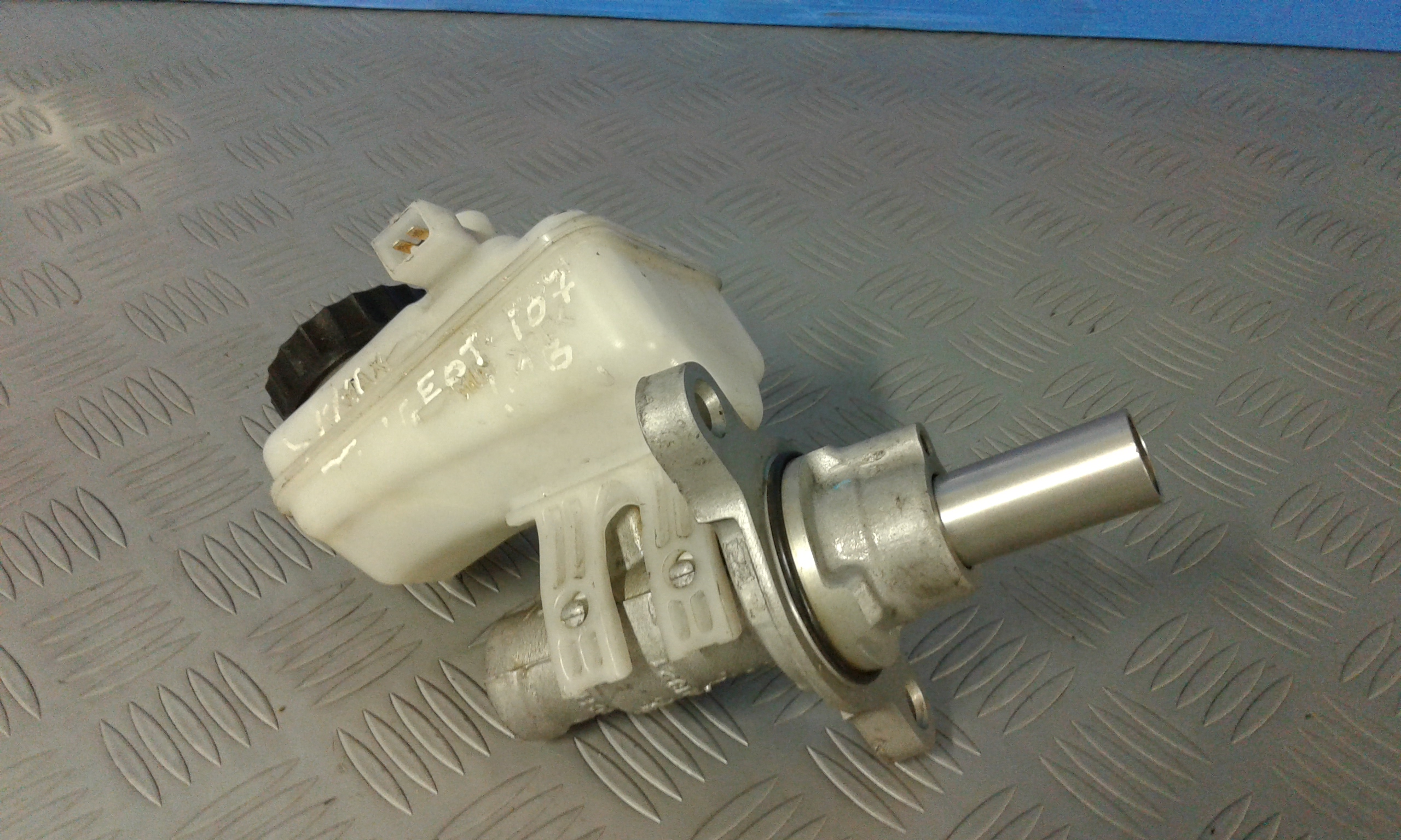 Pompa Comando Freni 4601R3 Usato