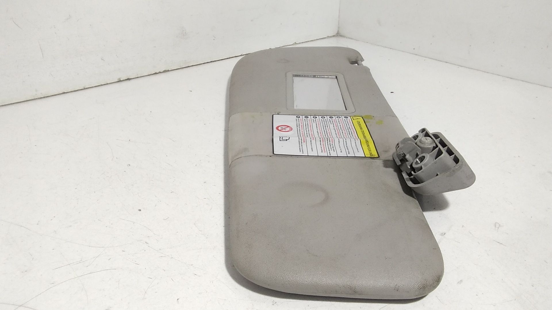 Aletta Parasole Parabrezza Destro 735643881 Usato