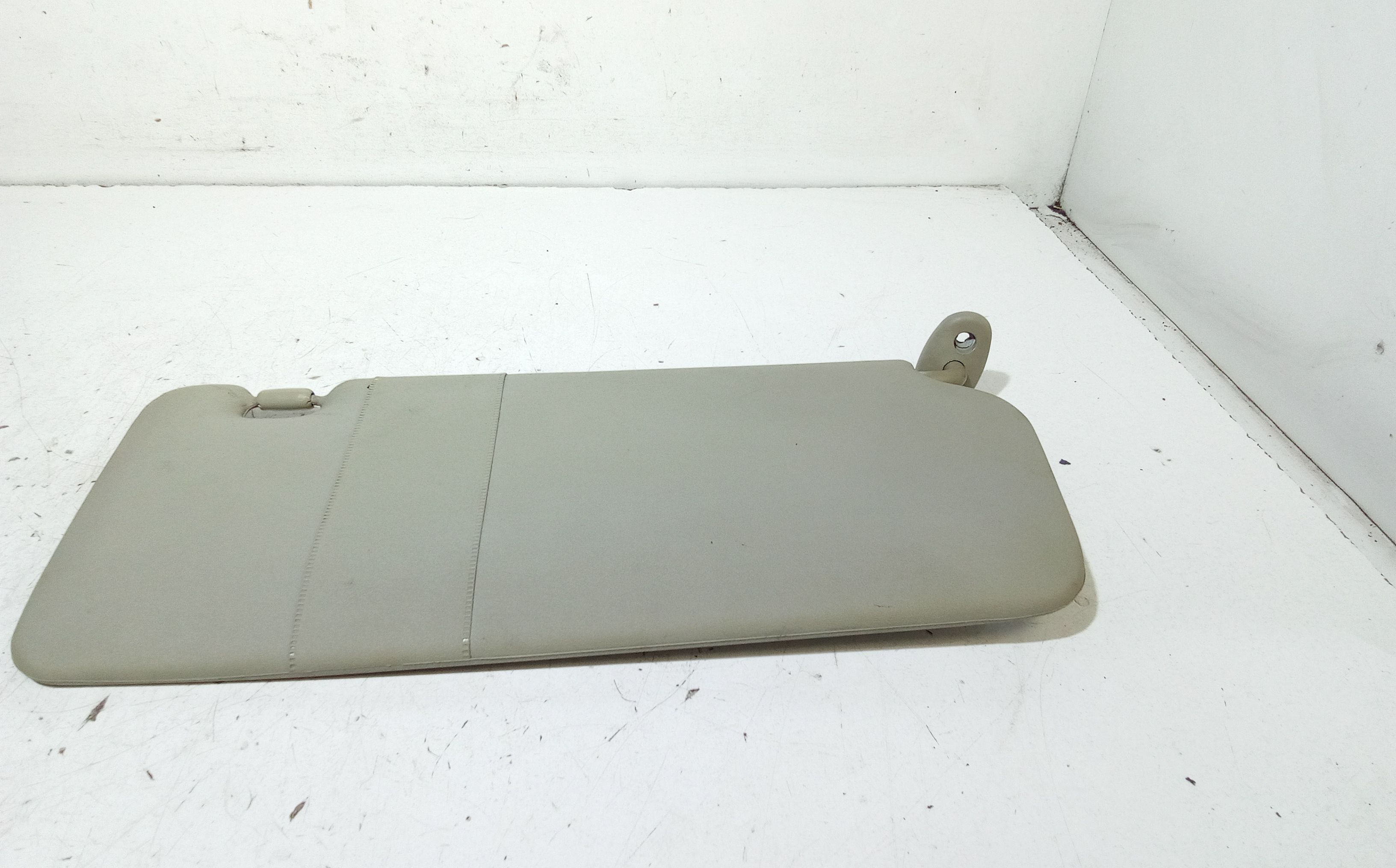 Aletta Parasole Parabrezza Sinistro Usato