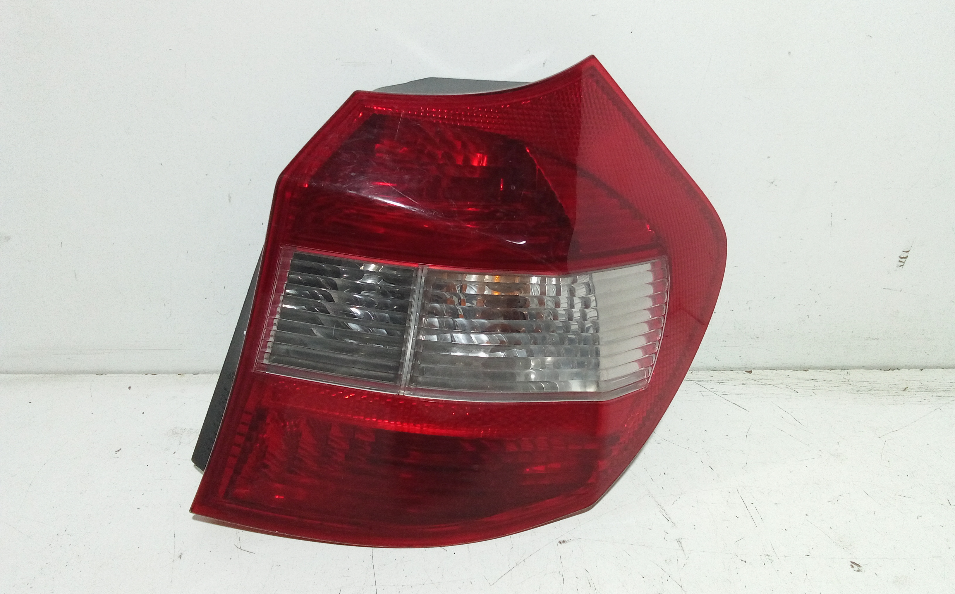 Fanale Post. Destro 924021F011 Usato