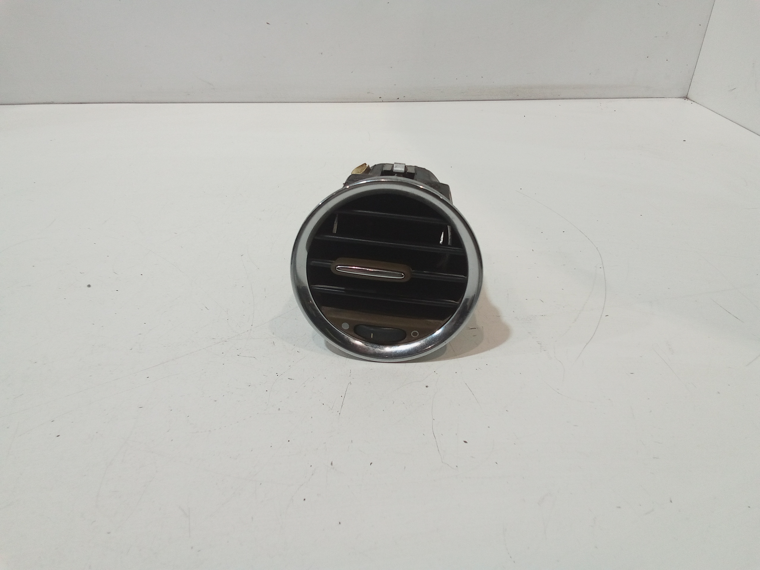 Condotto Aria Bocchette Lat. Cruscotto Sinistro 51776139 Usato