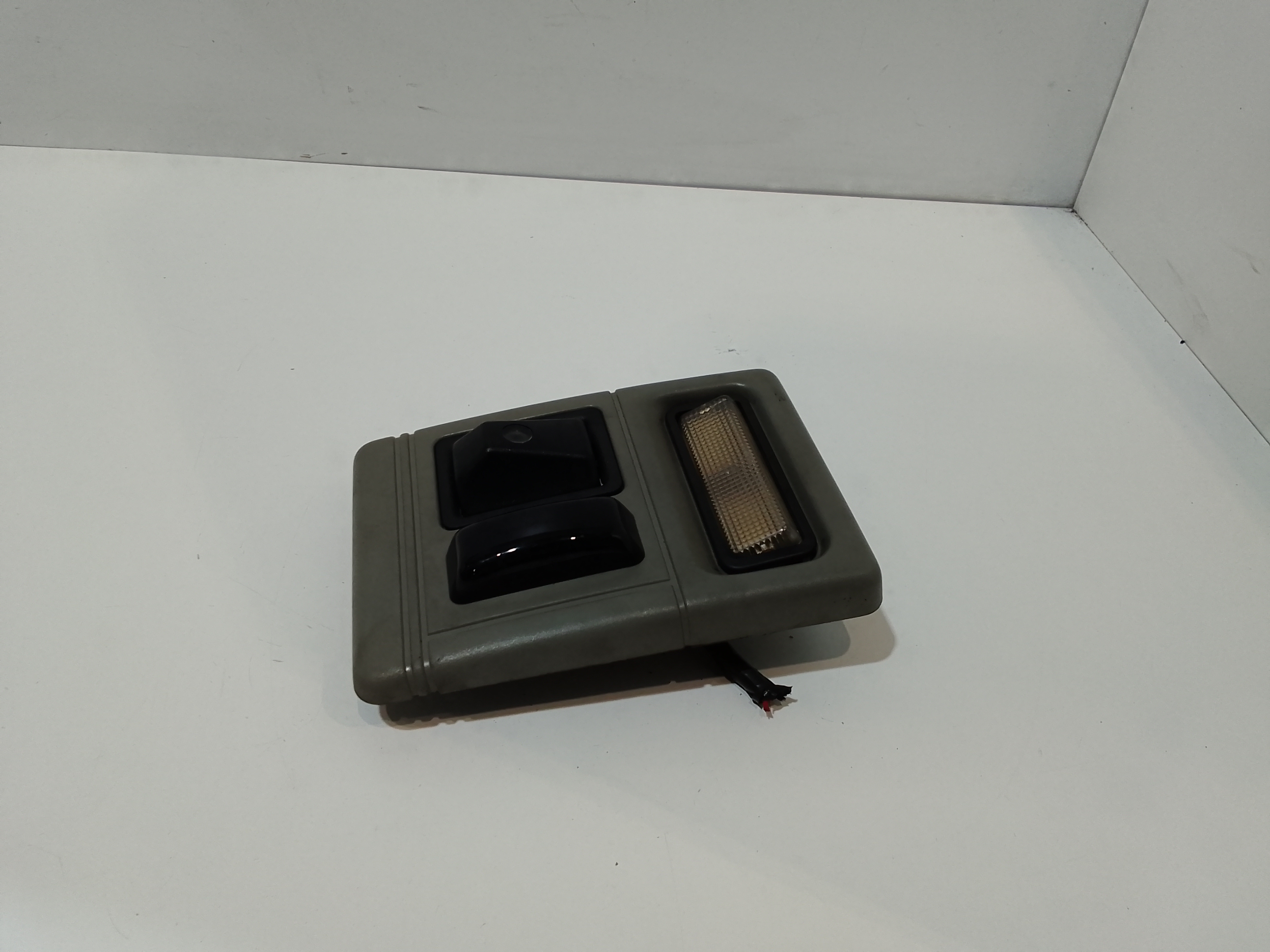 Luce Cortesia Ant. Tetto Usato