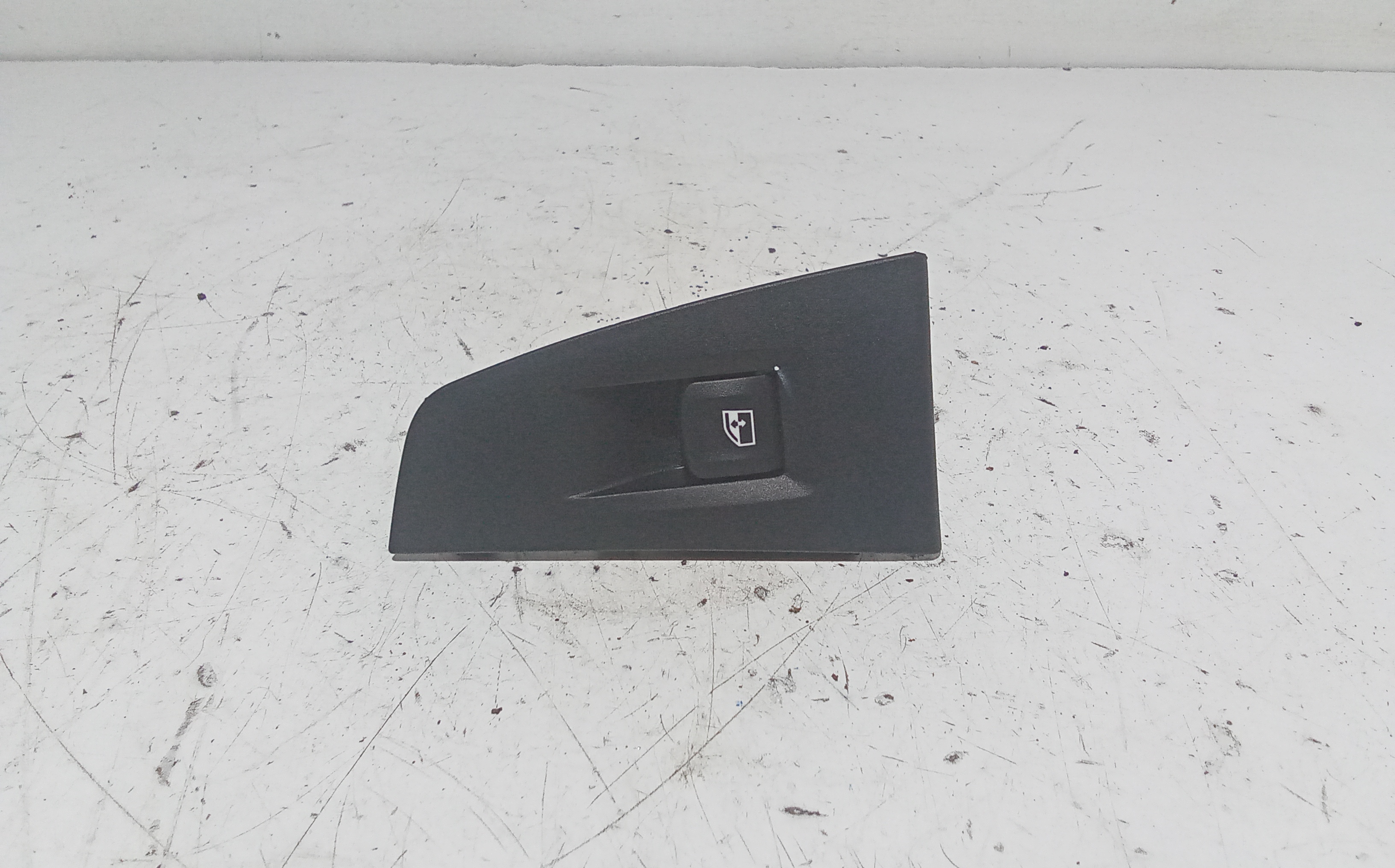 Interruttore Alzacristalli Porta Post. Sinistro 61317950756 Usato