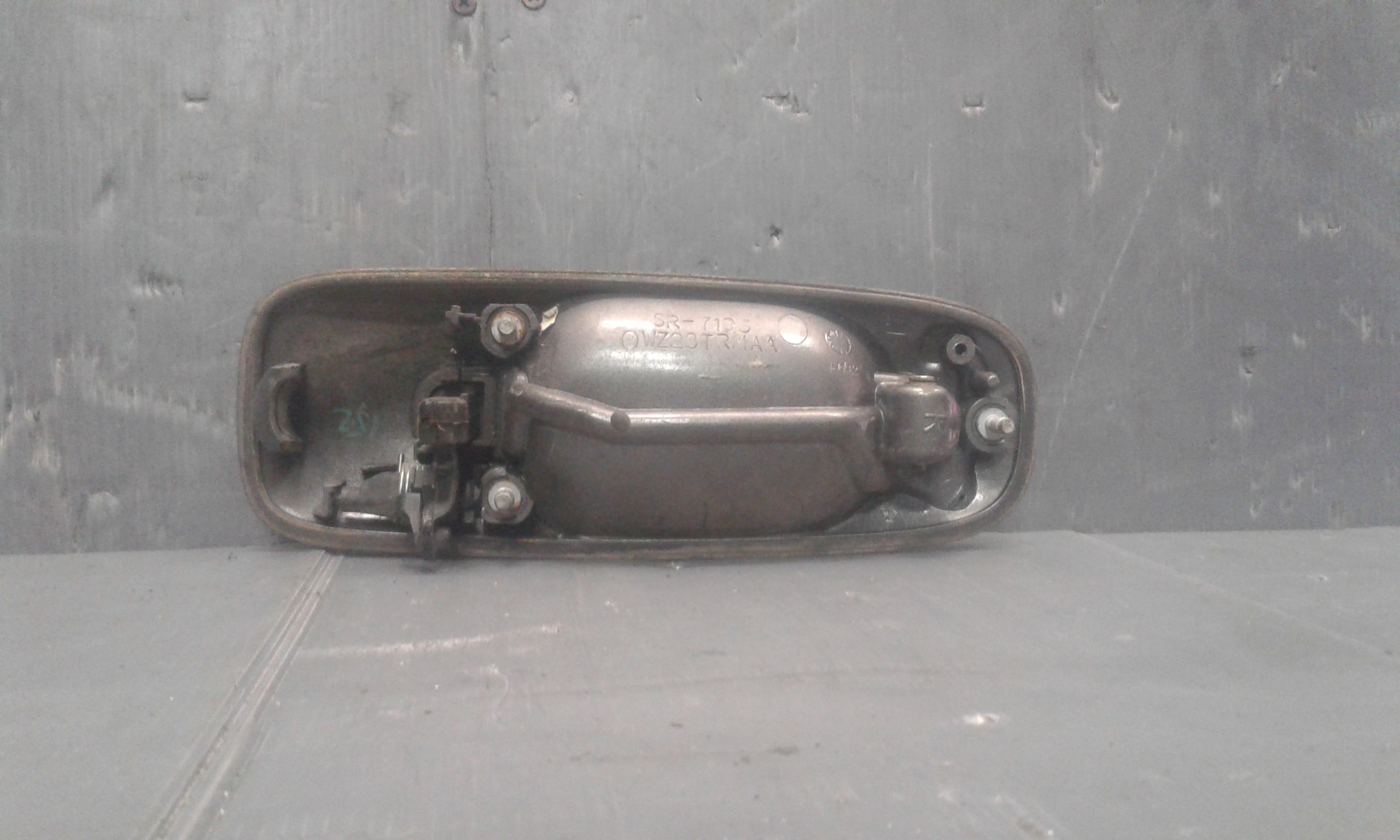 Maniglia Porta Ant. Destro K0RP70RFKAC Usato