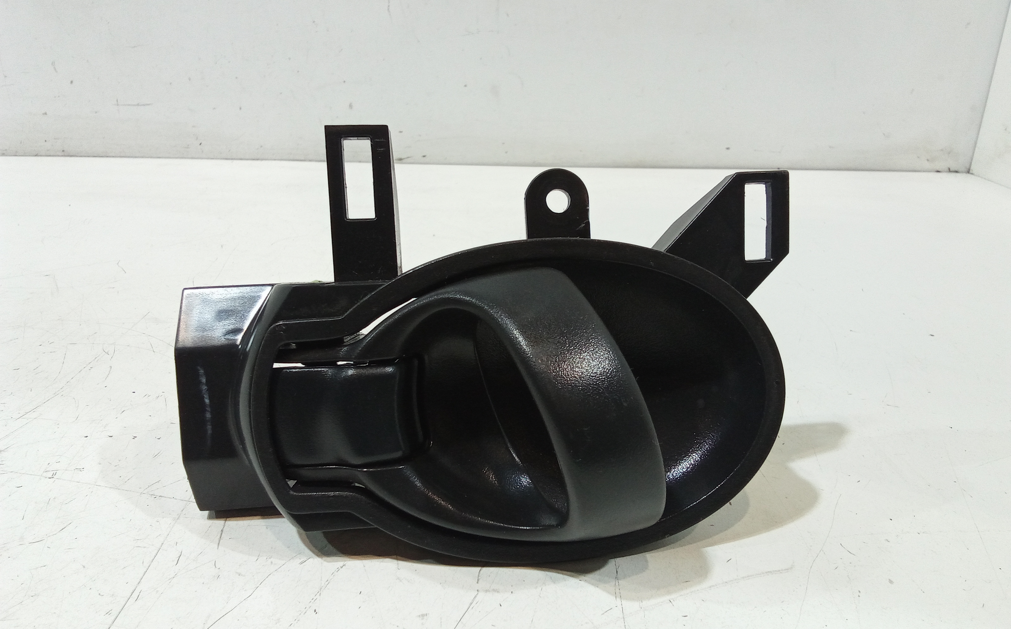 Maniglia Int. Apertura Porta Ant. Sinistro 806711HB0A Usato