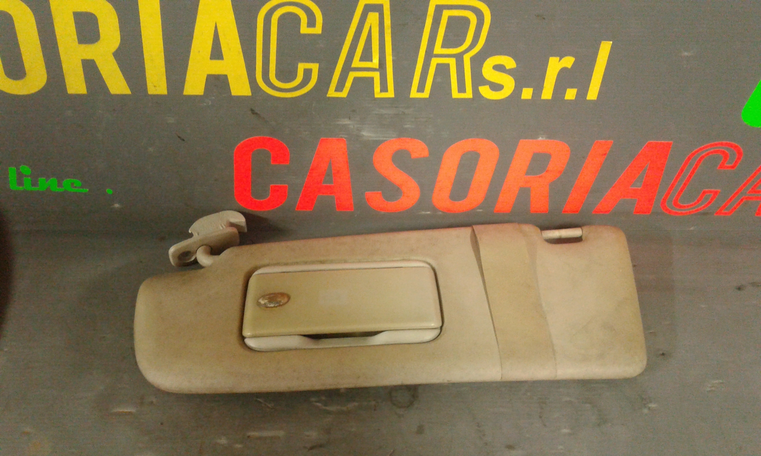 Aletta Parasole Parabrezza Sinistro 8E08575511X5 Usato