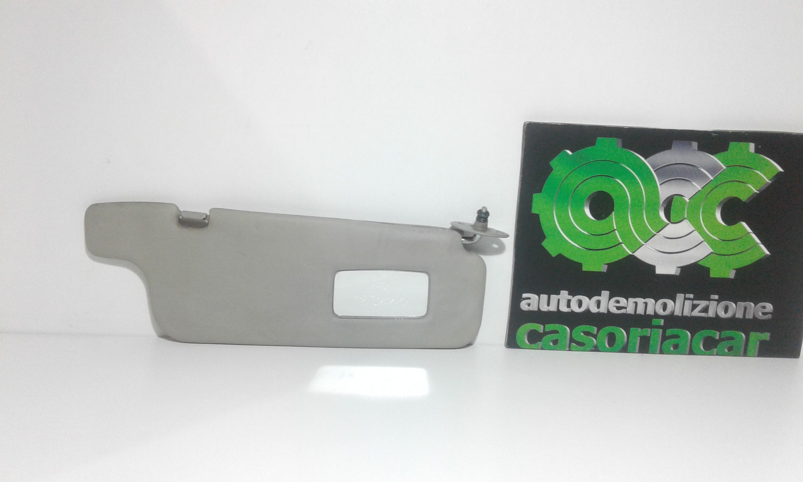 Aletta Parasole Parabrezza Destro 7431052041B0 Usato