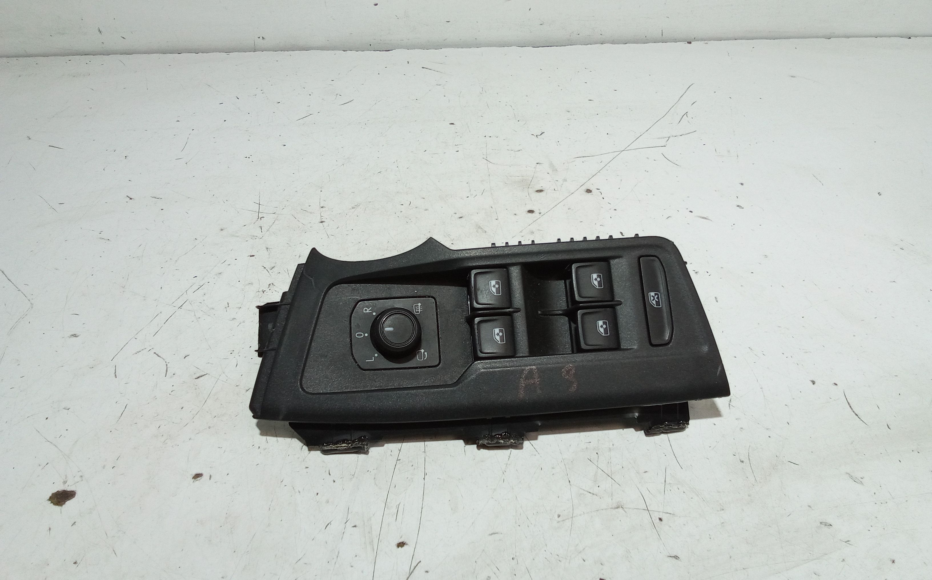 Interruttore Alzacristalli Porta Ant. Sinistro Usato