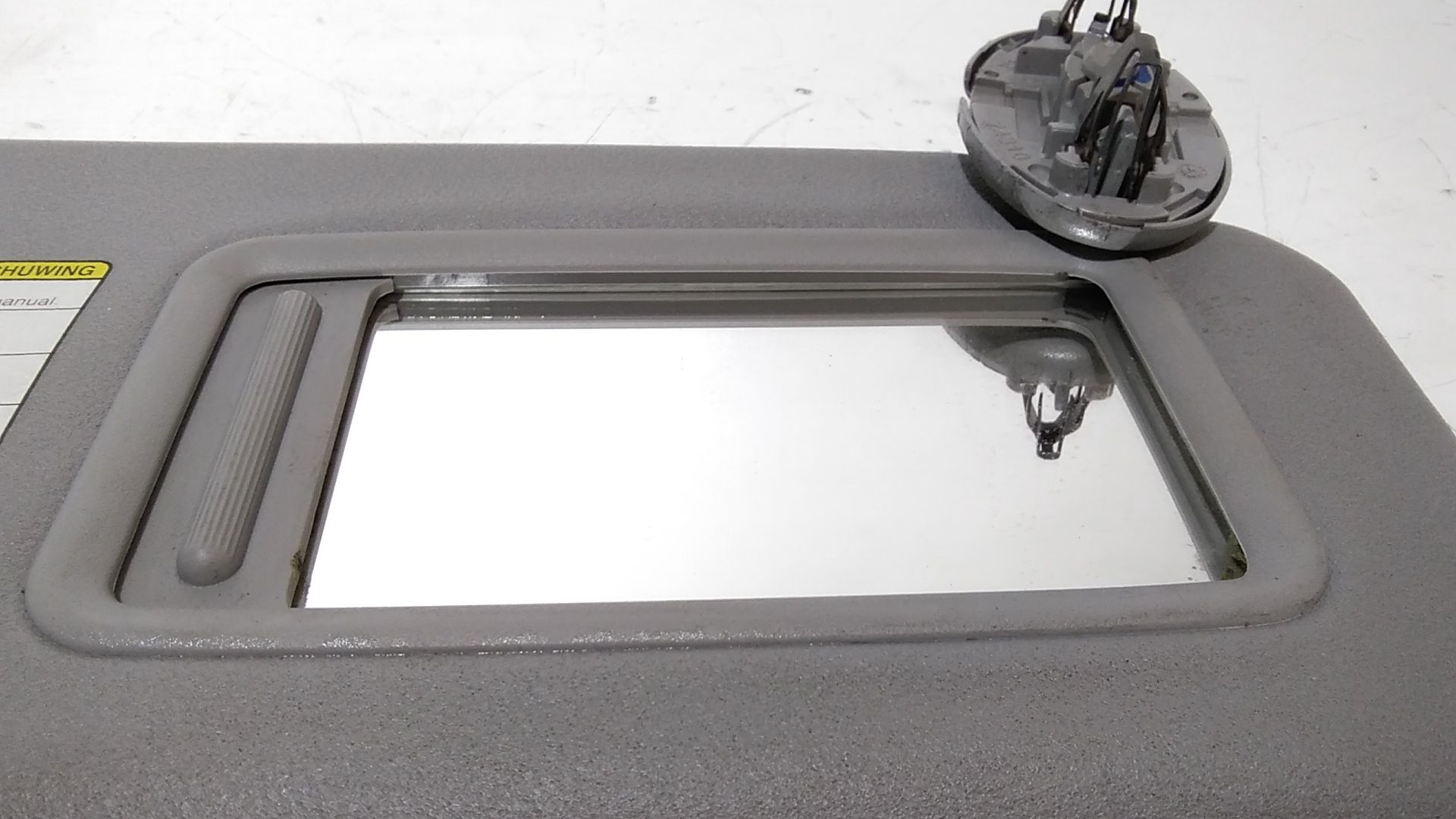 Aletta Parasole Parabrezza Destro 7431052531B0 Usato