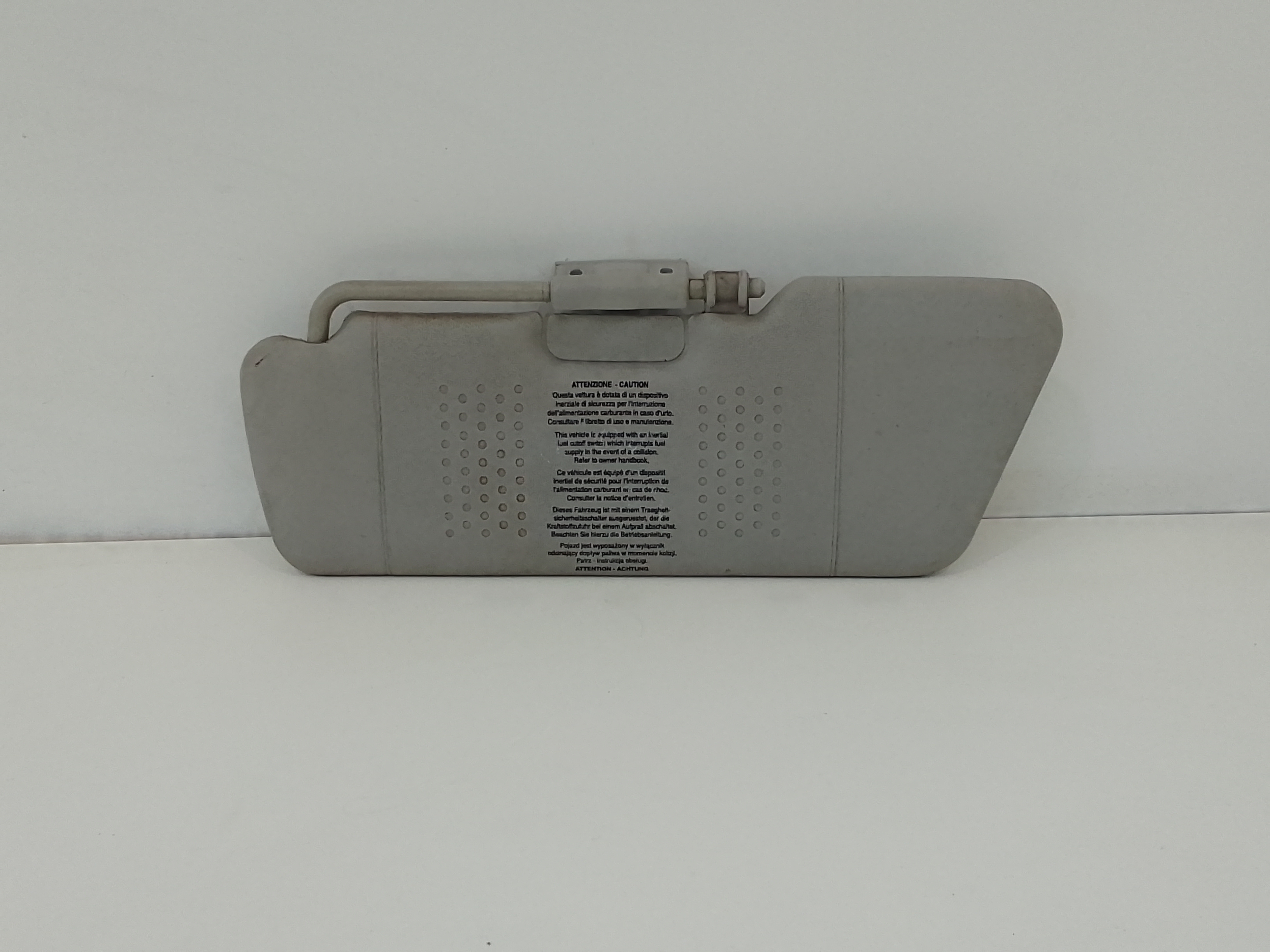 Aletta Parasole Parabrezza Sinistro 735244330 Usato