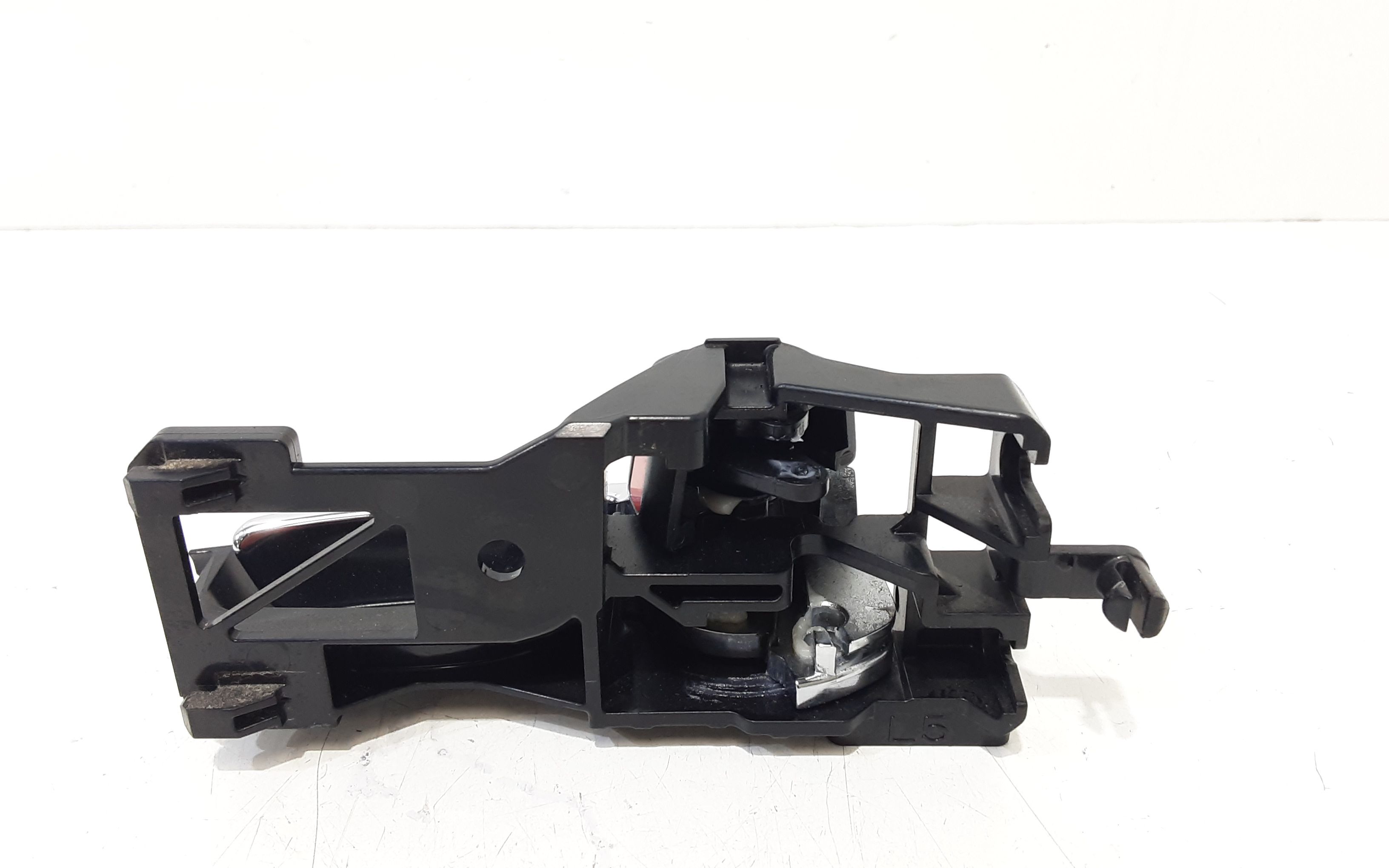 Maniglia Int. Apertura Porta Ant. Sinistro 8313063JA15PK Usato