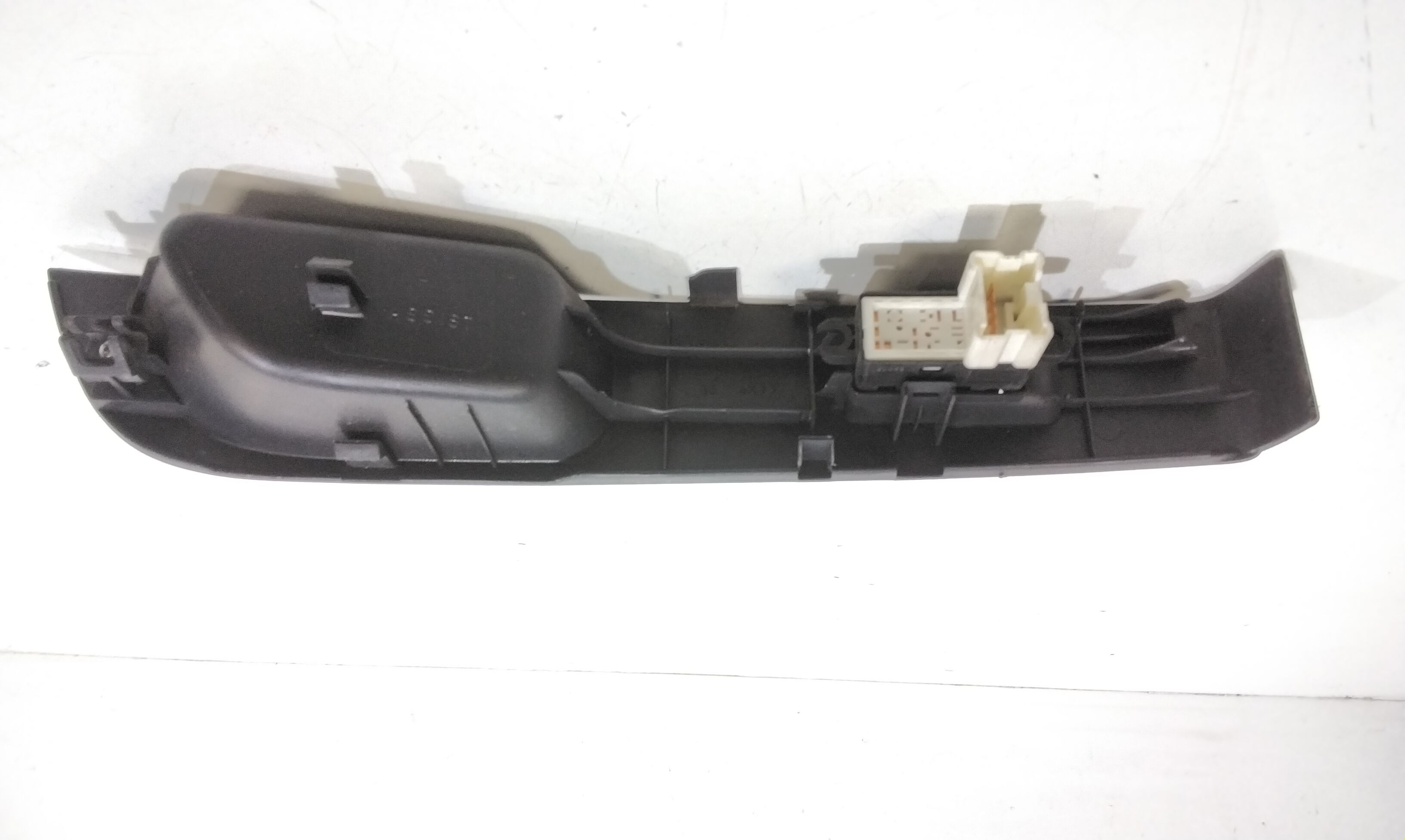 Interruttore Alzacristalli Porta Ant. Destro Usato