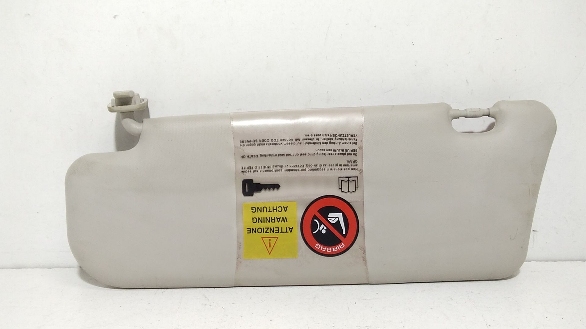 Aletta Parasole Parabrezza Destro 735420218 Usato