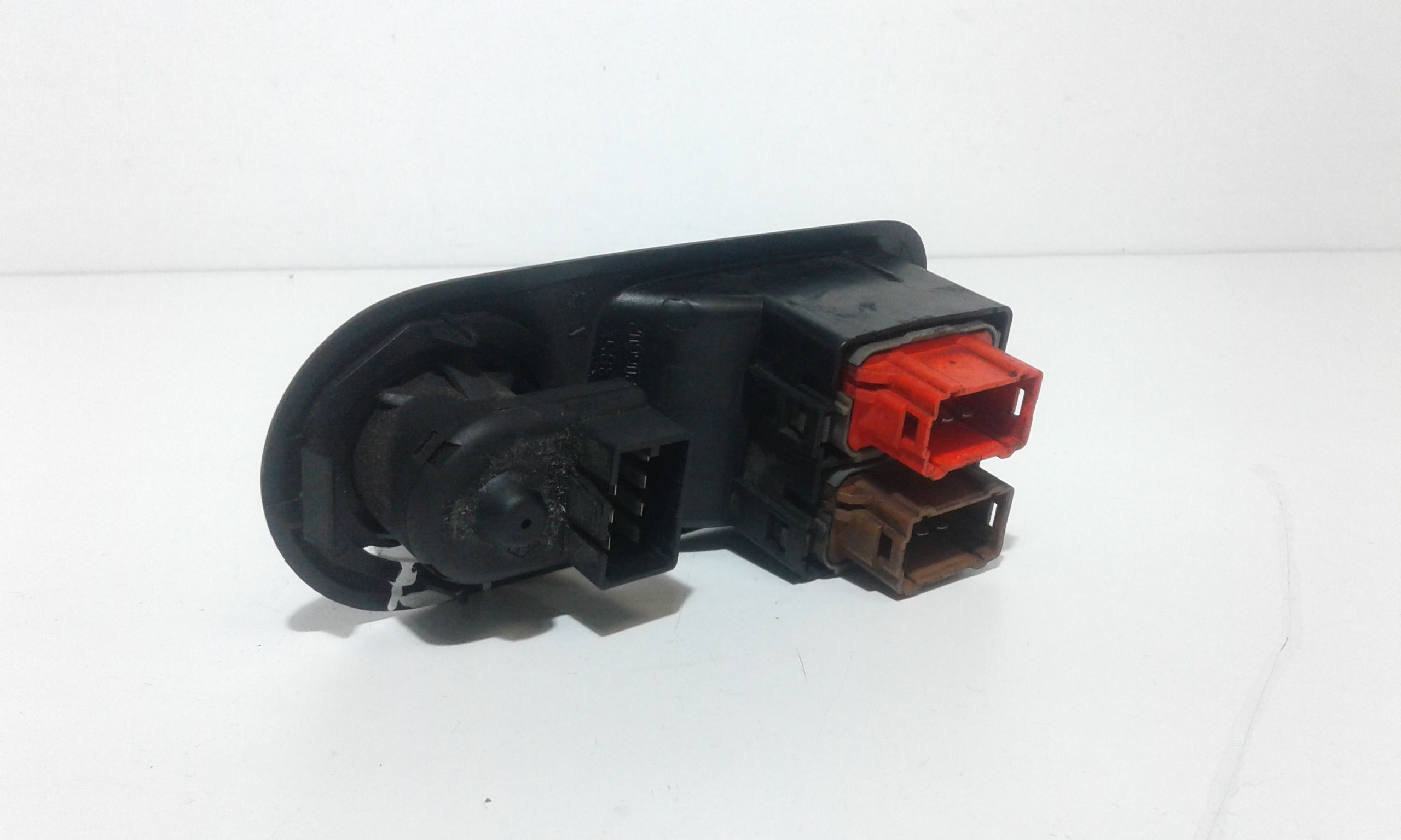 Interruttore Alzacristalli Porta Ant. Sinistro Usato