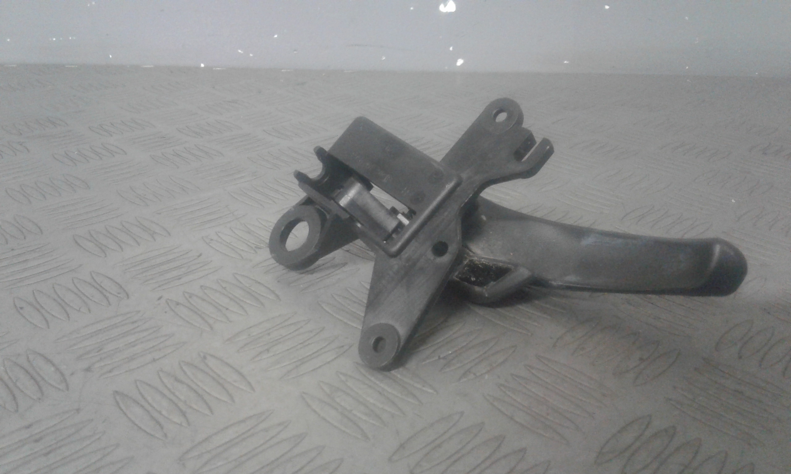 Maniglia Int. Apertura Porta Ant. Destro Usato