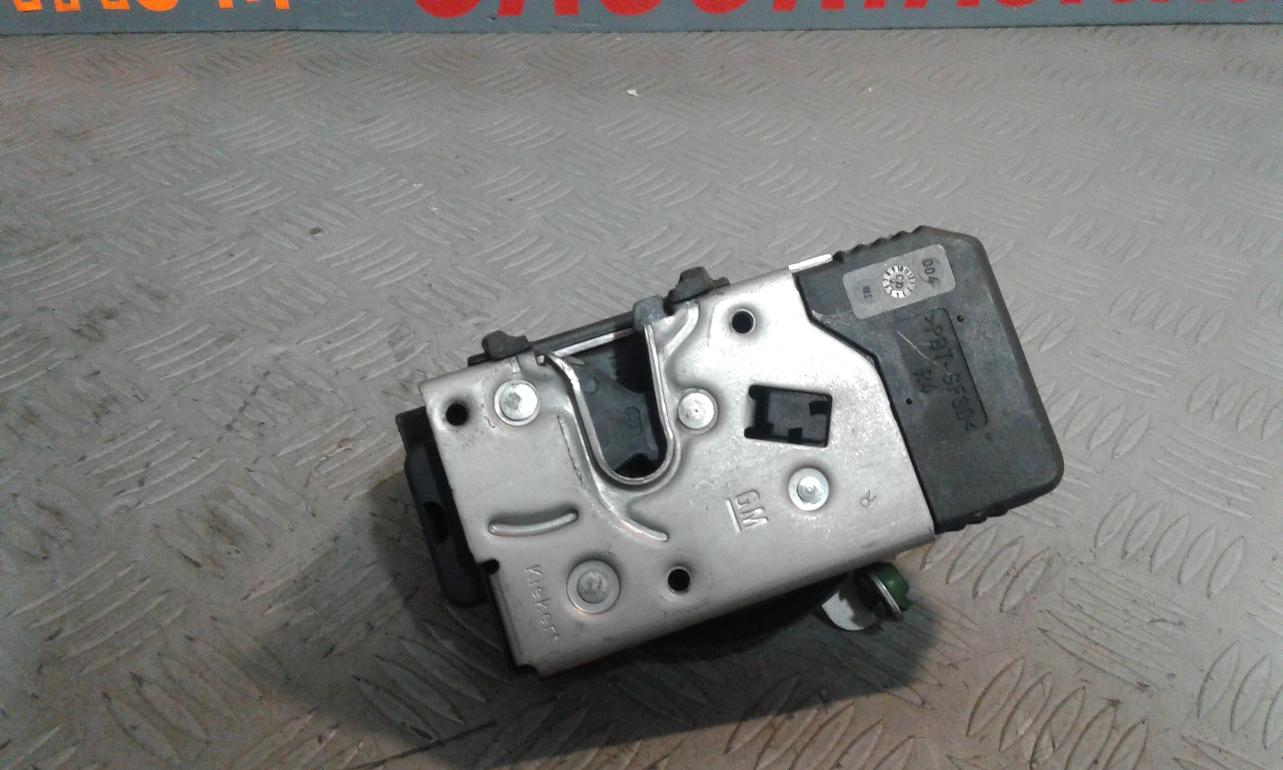 Serratura Porta Ant. Destro 13154792 Usato