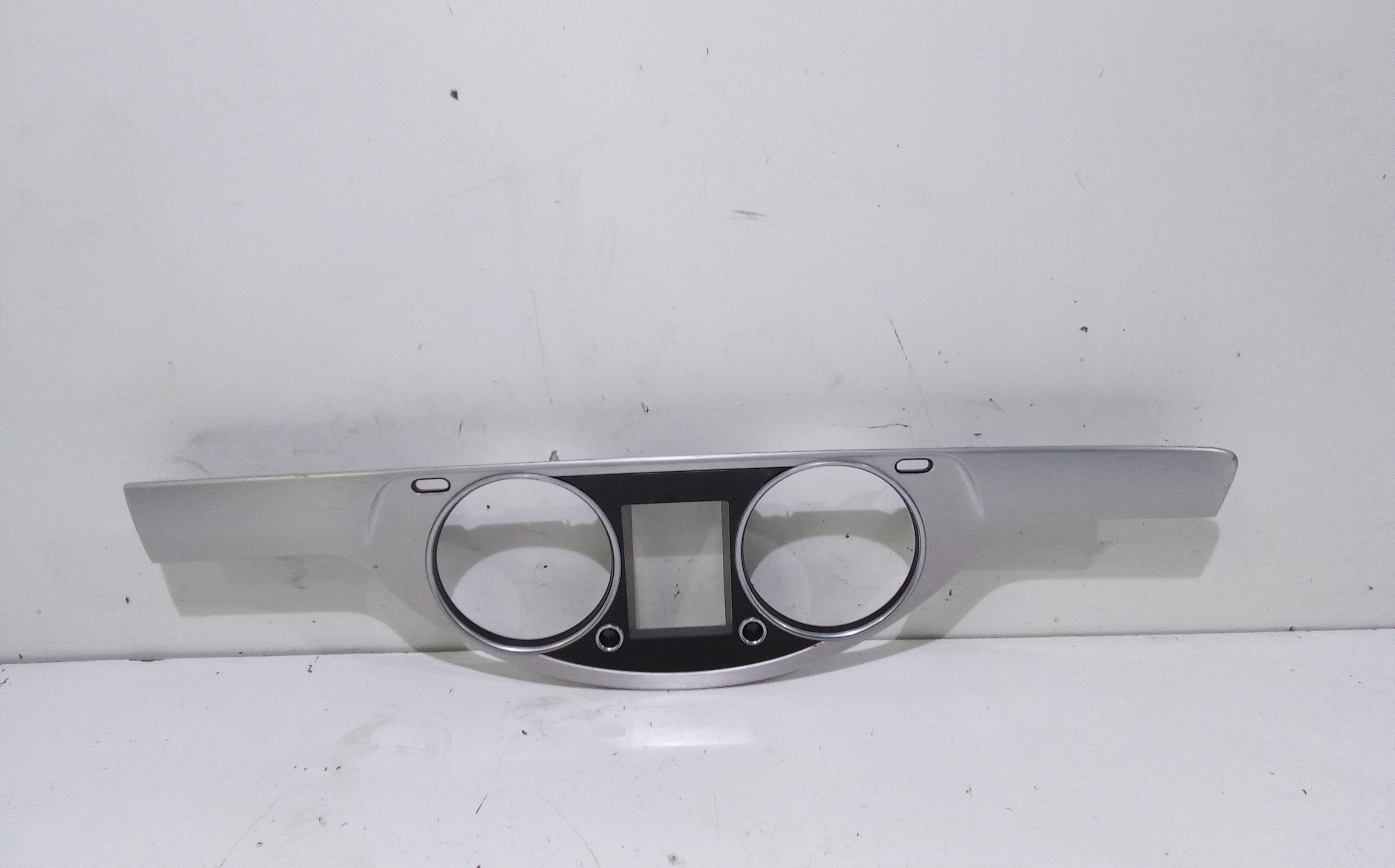 Cornice Portastrumenti Usato