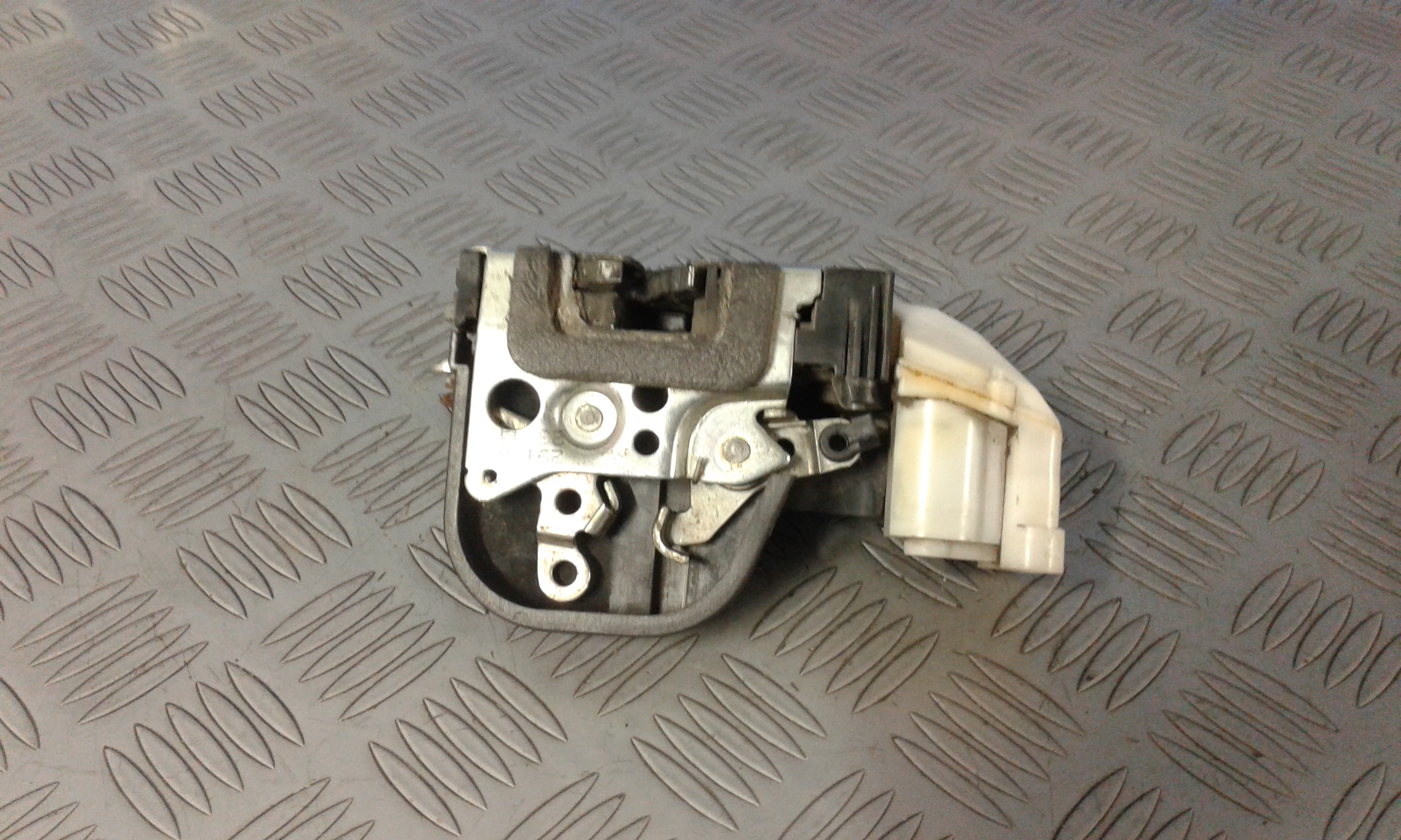 Serratura Porta Ant. Destro Usato