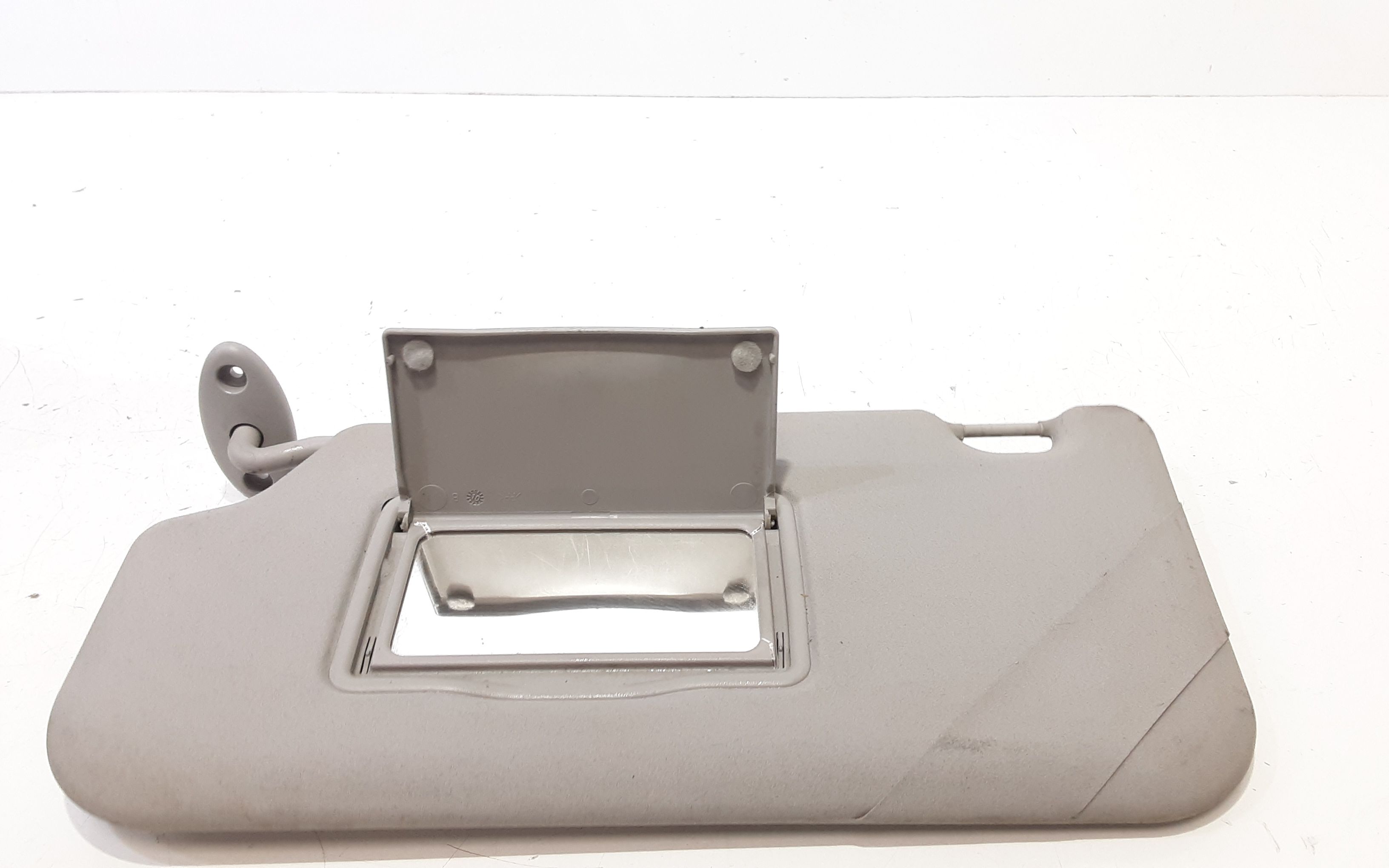 Aletta Parasole Parabrezza Sinistro 1624479 Usato