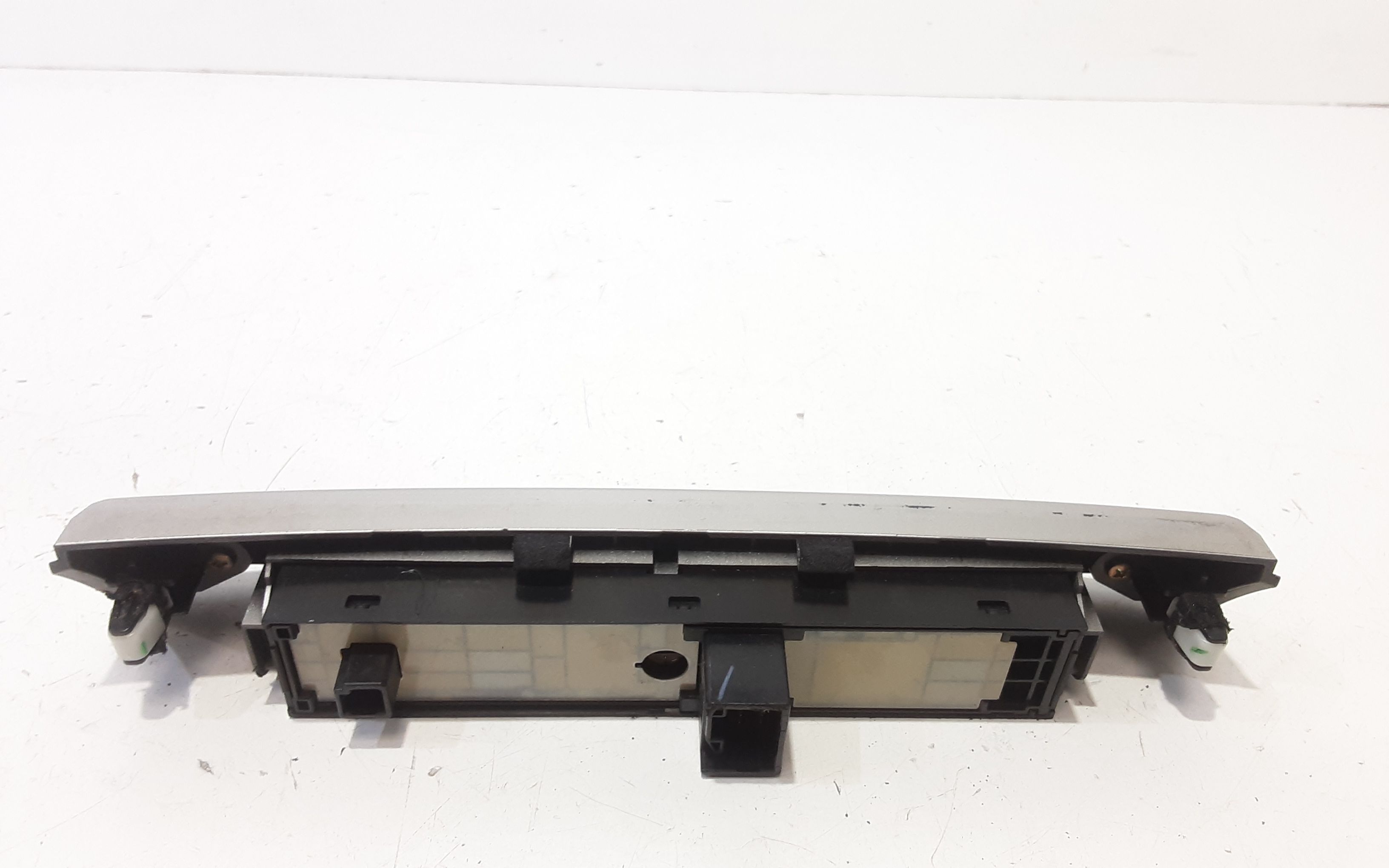 Interruttore Luci Emergenza 843320F020 Usato