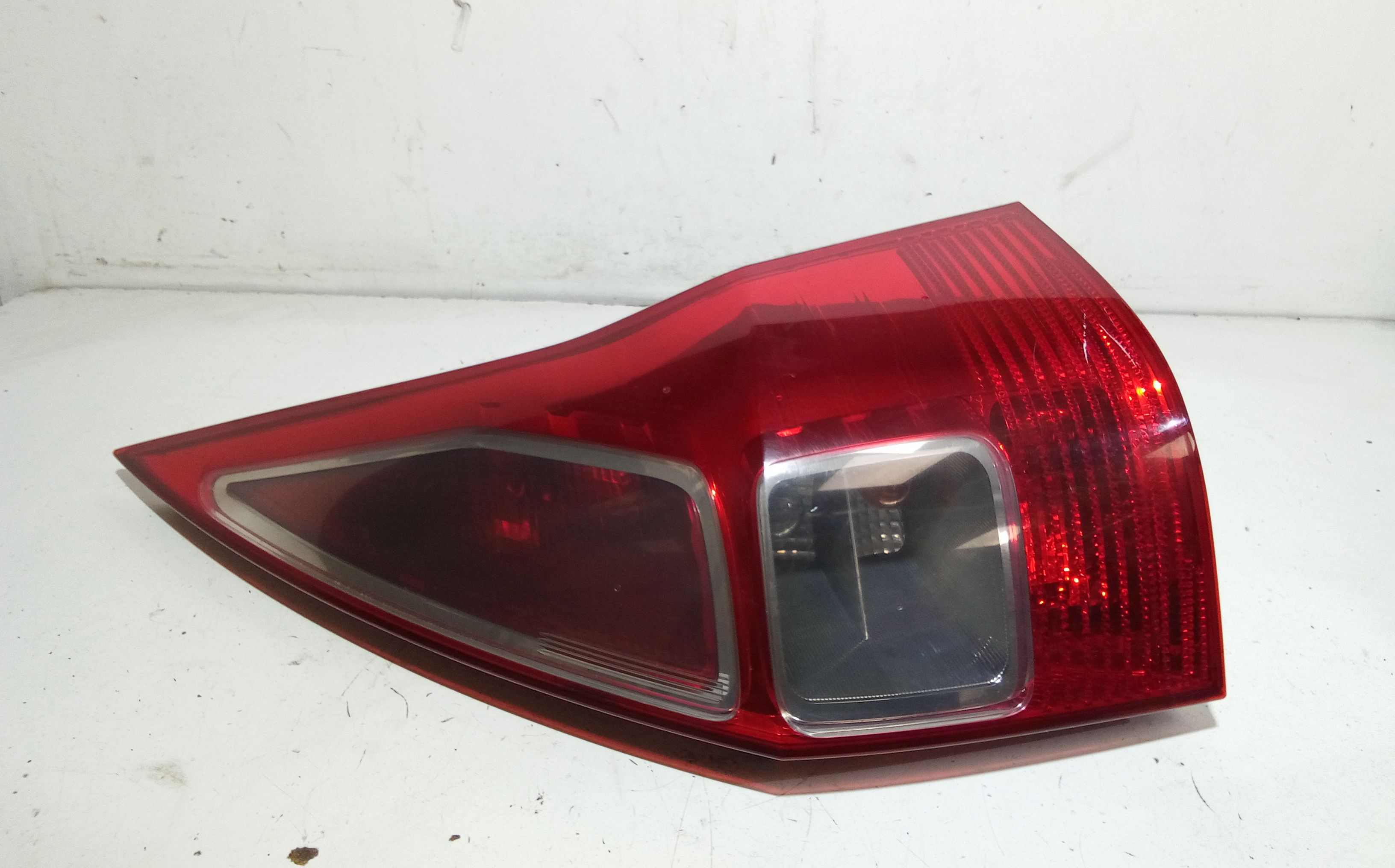 Fanale Post. Destro 8200413216 Usato