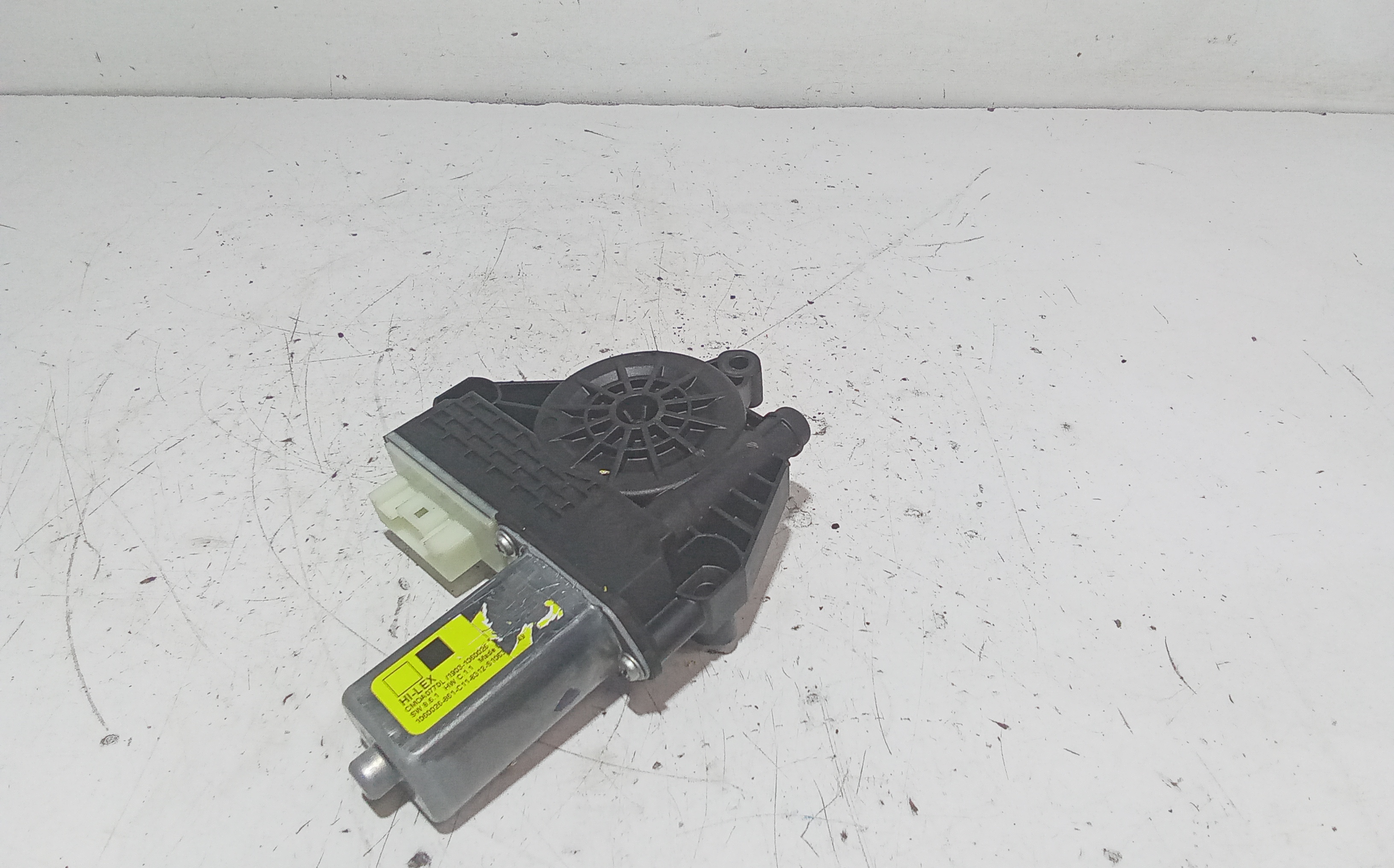 Motorino Alzacristallo Porta Post. Sinistro 61355A02D63 Usato