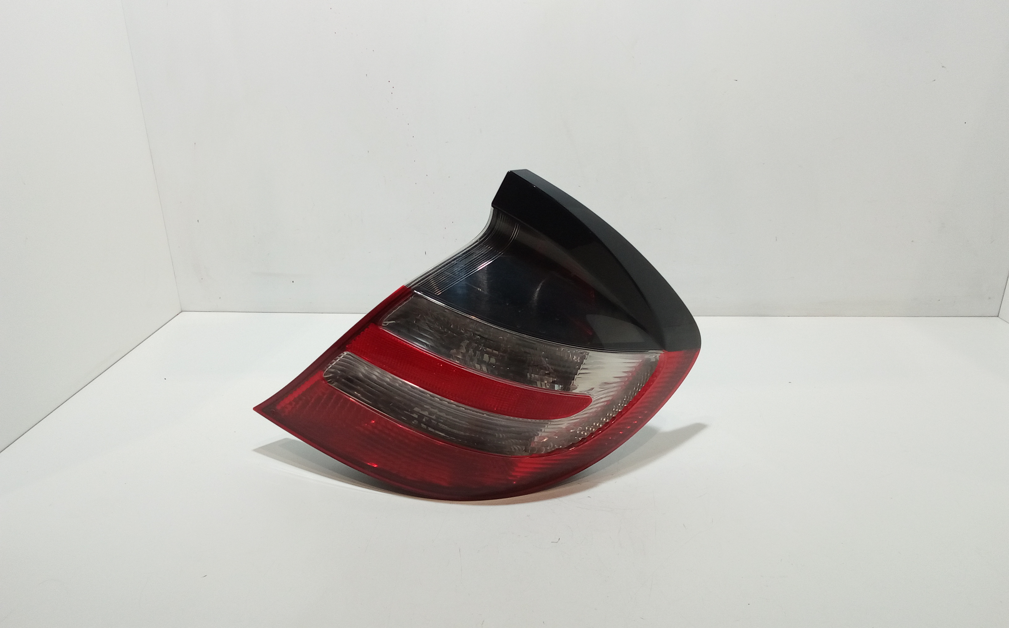 Fanale Post. Destro A2038200664 Usato